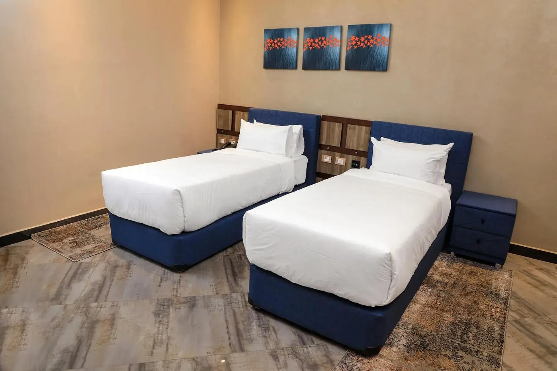 Standard Twin Room in South Gate Hotel Apartment Standard Twin Room in South Gate Hotel Apartment