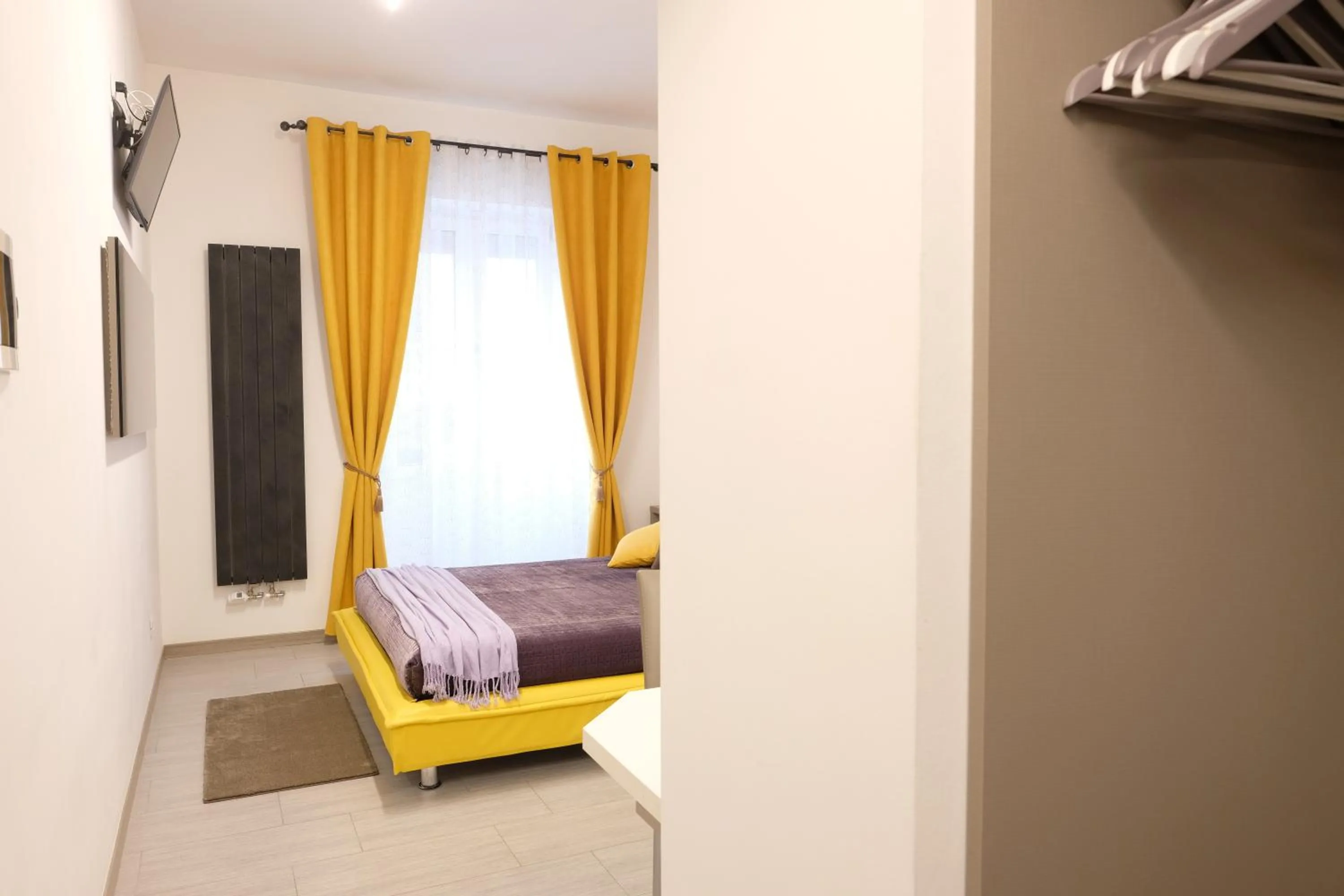 Photo of the whole room, Bed in LeNotti Verona