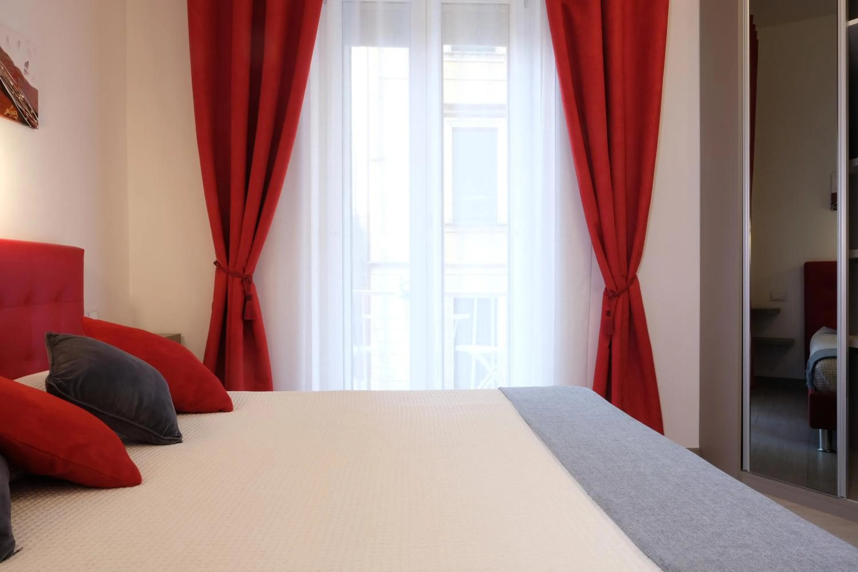 Photo of the whole room, Bed in LeNotti Verona