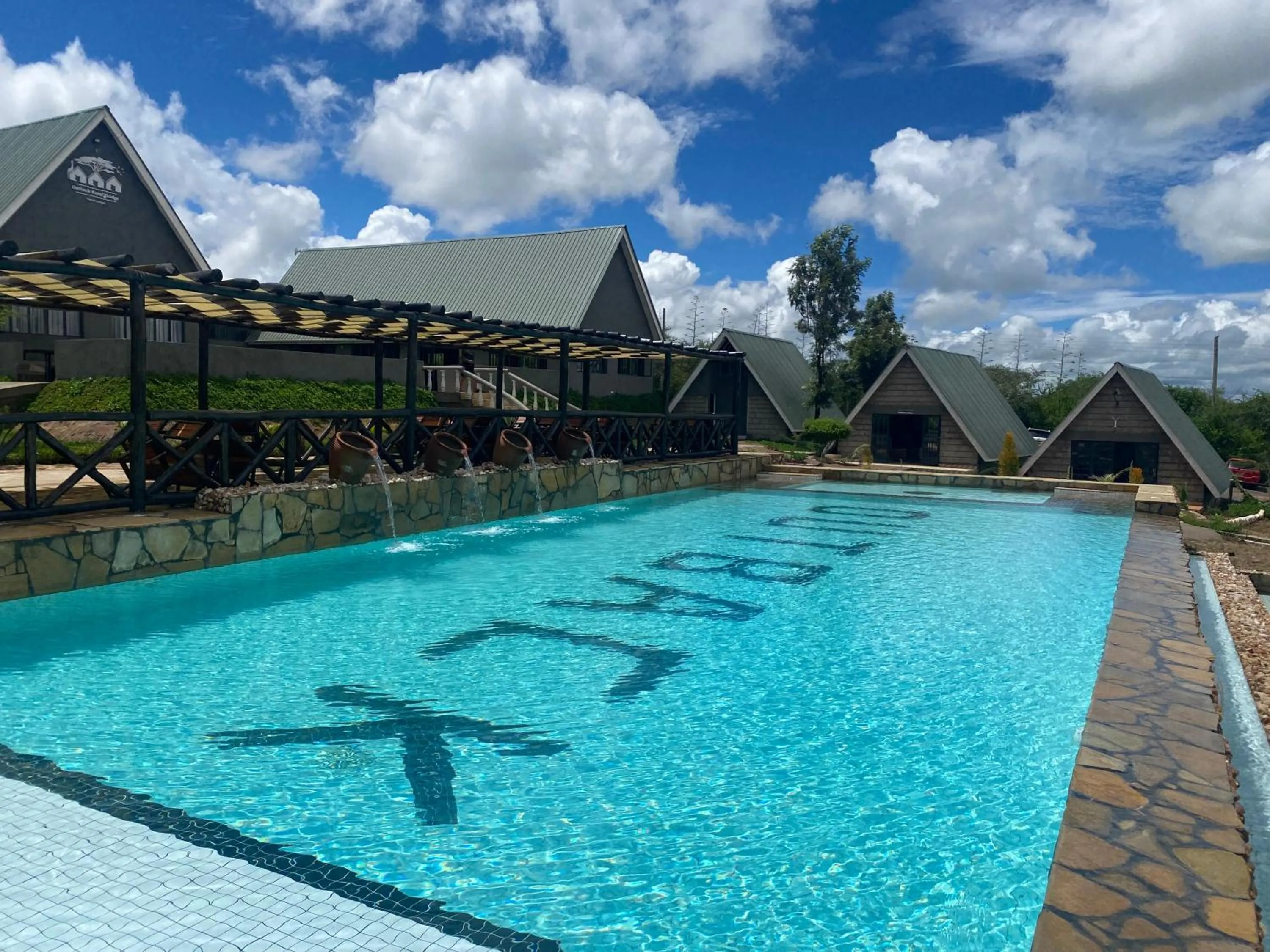 Swimming pool in Outback Kenya Lodge