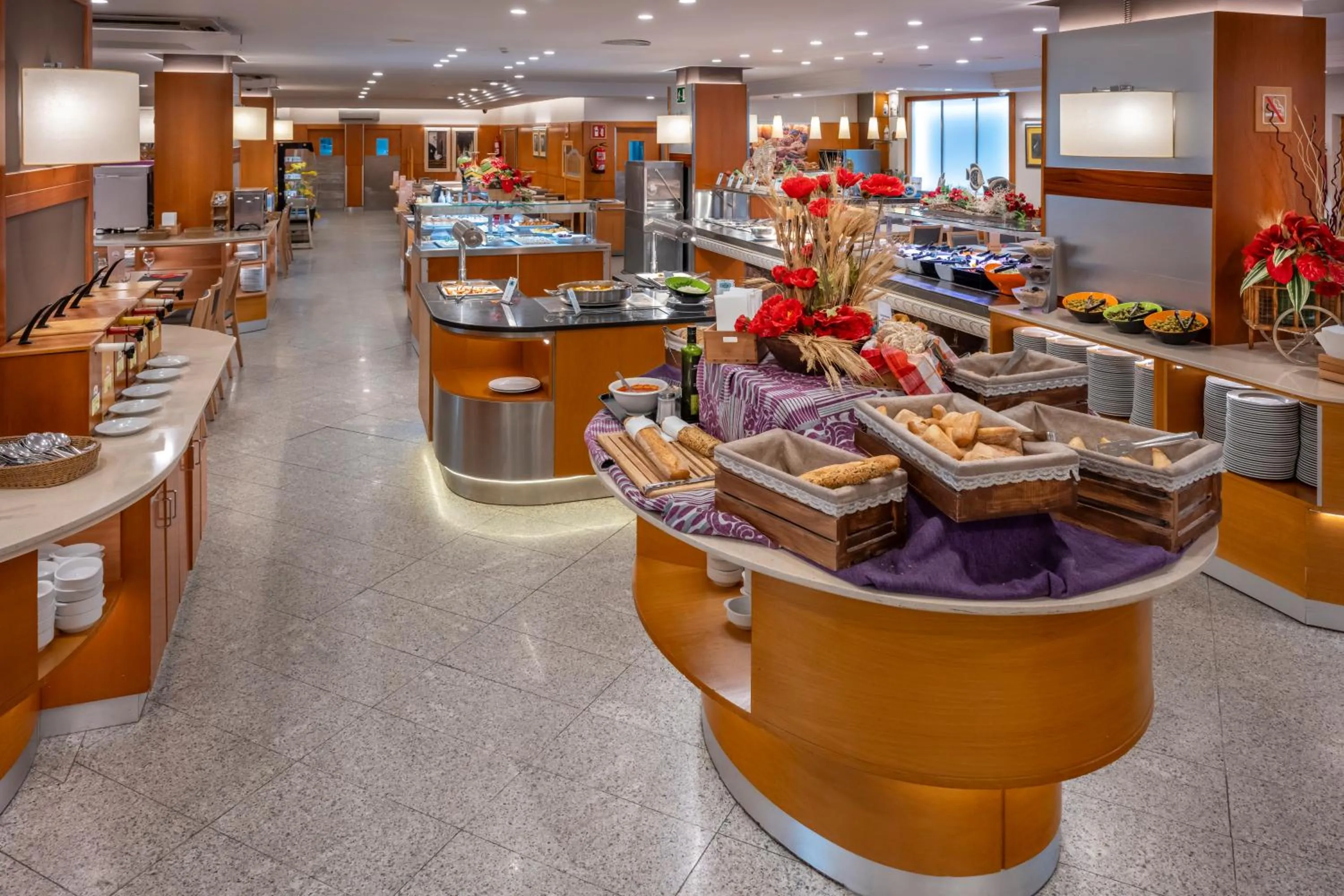 Restaurant/places to eat in 4R Playa Park