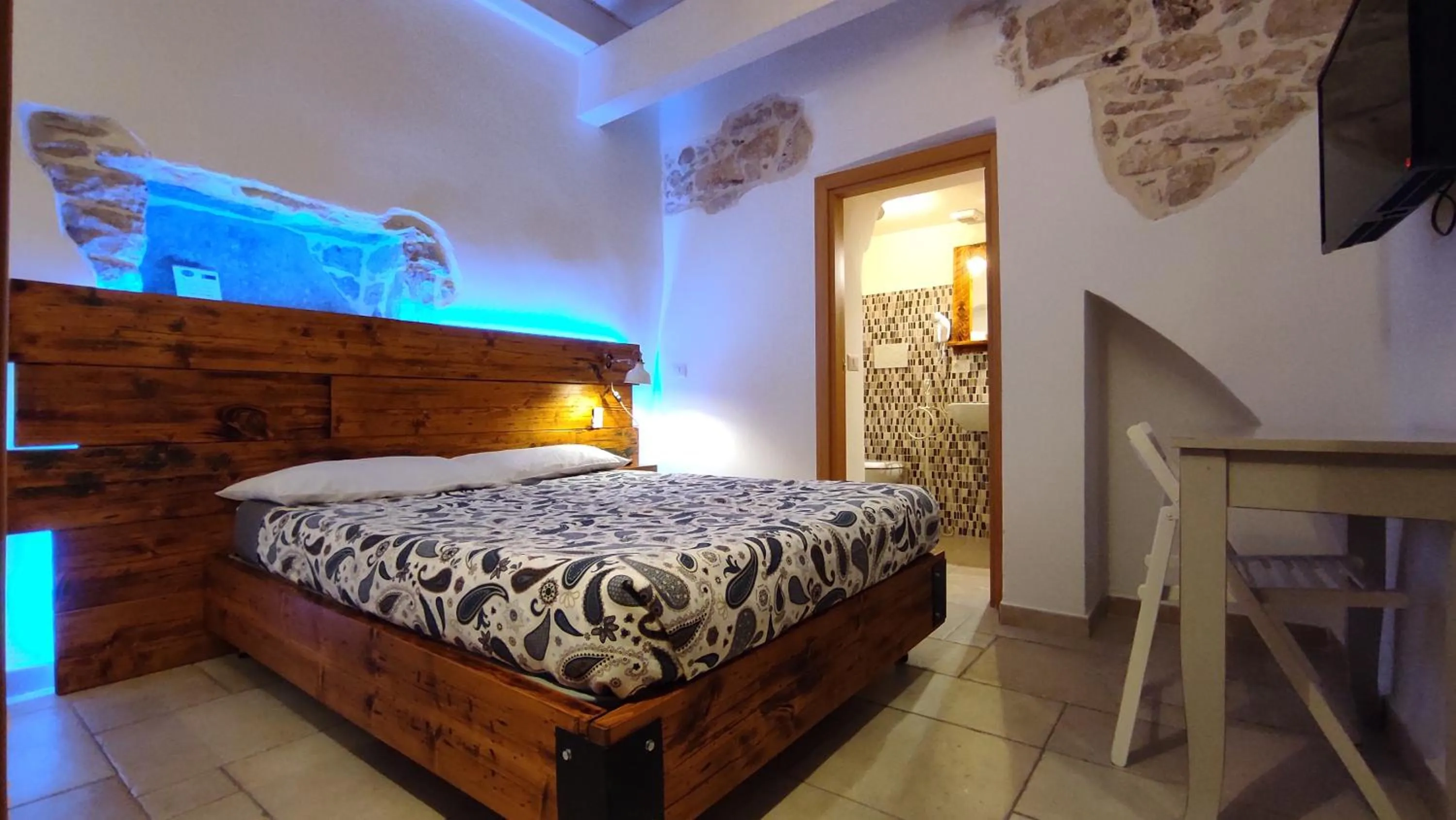 Bedroom, Bed in ''B&B Santa Rita Corato fitta camere''