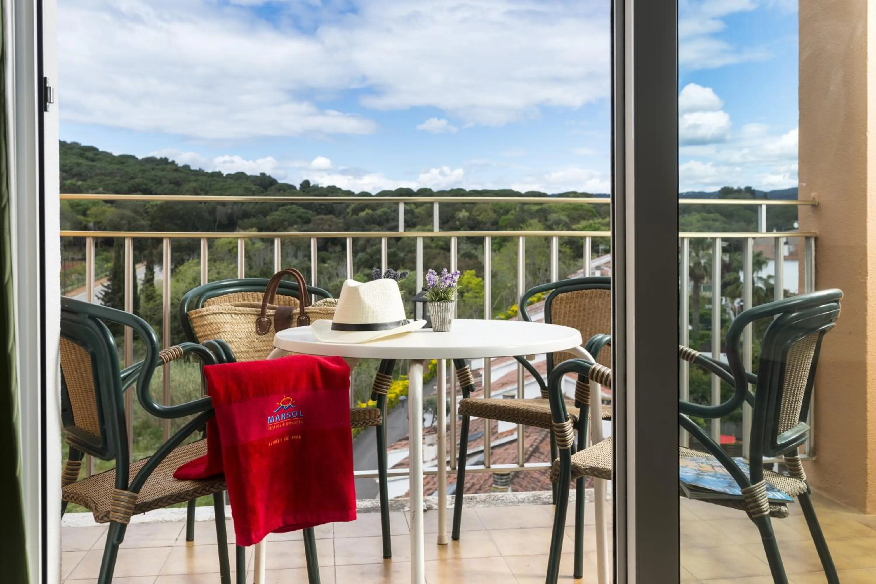 Balcony/Terrace in Apartaments Condado by Marsol