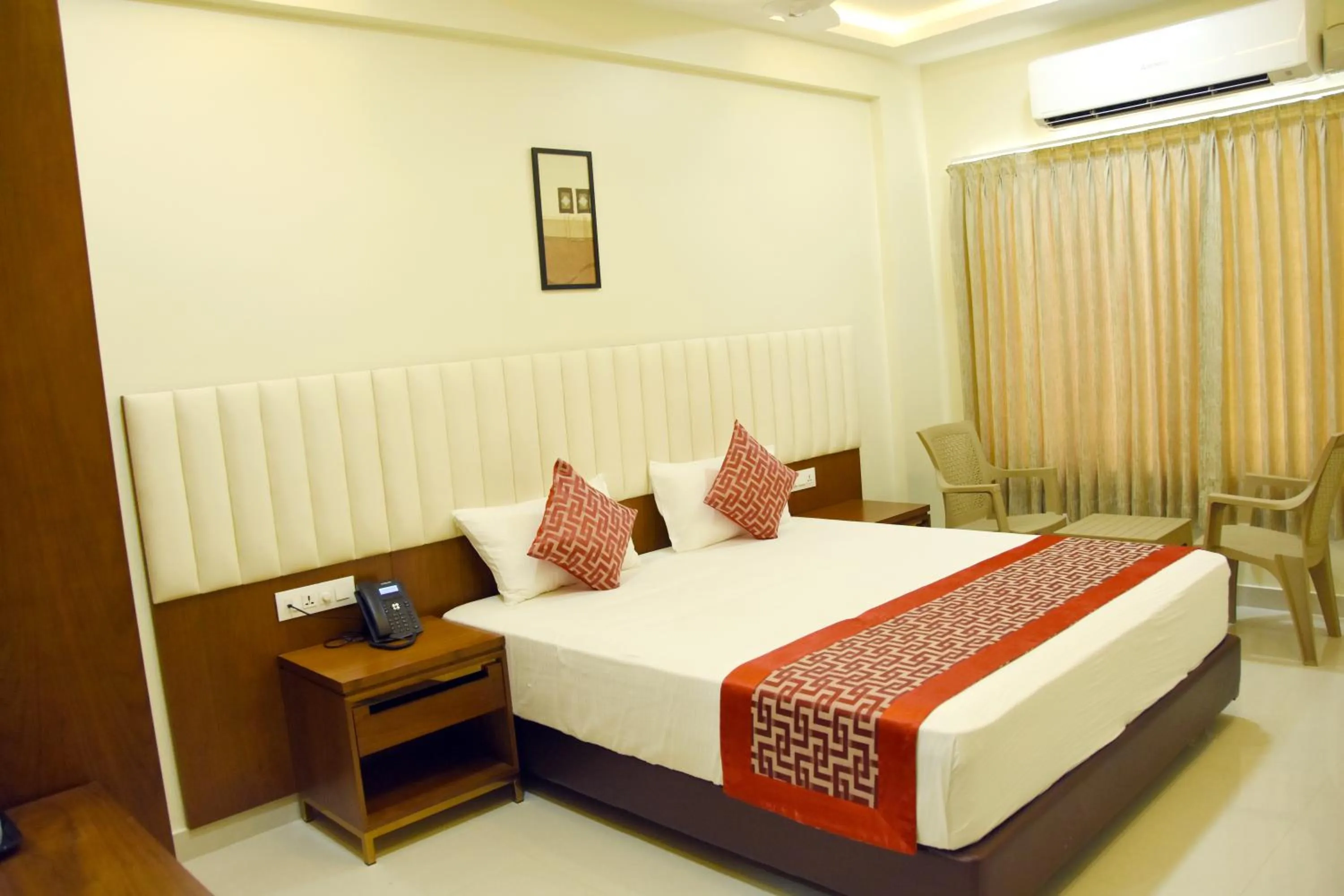 Bed in Sri Aswin Grand