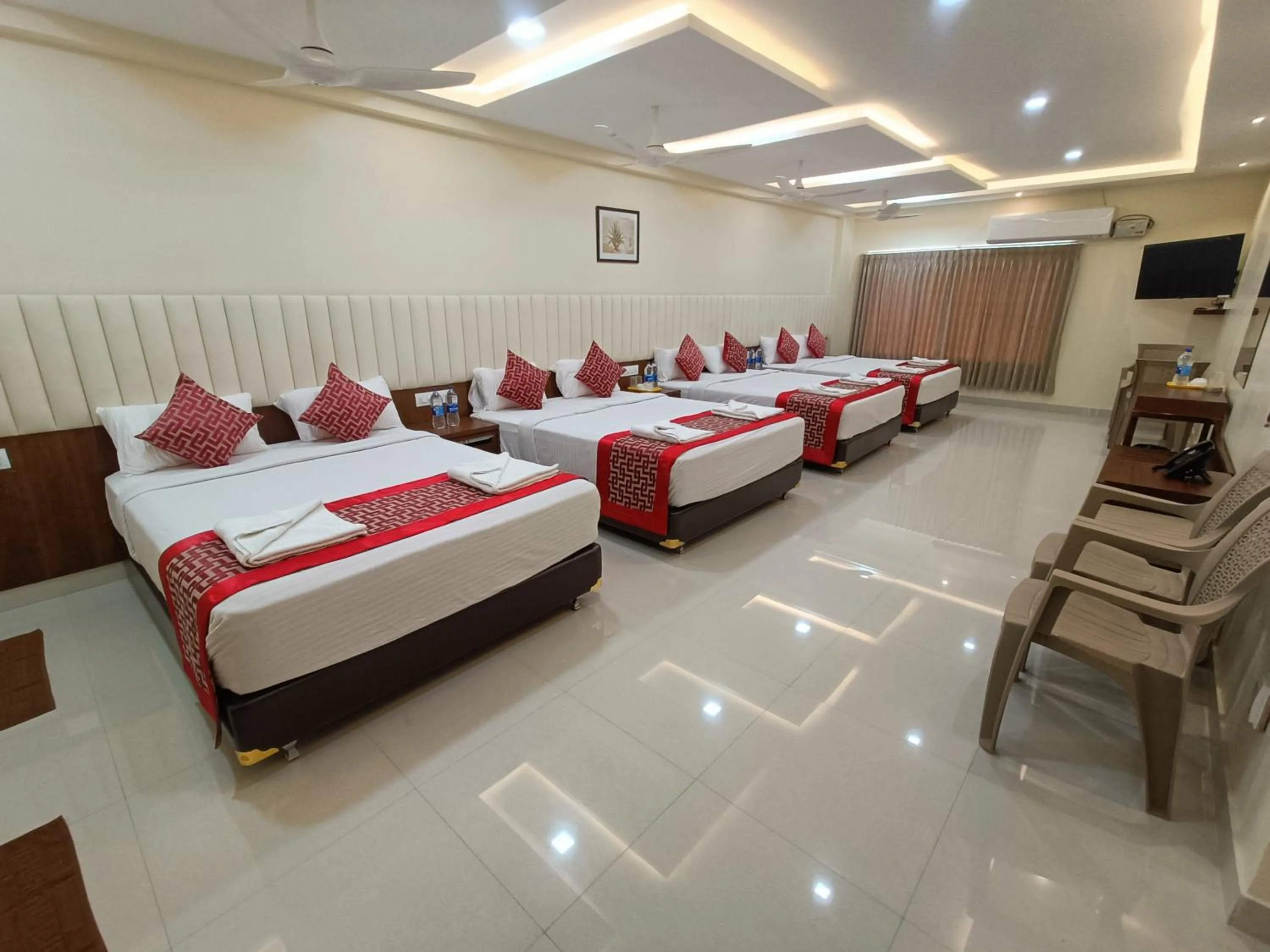 Bed in Sri Aswin Grand