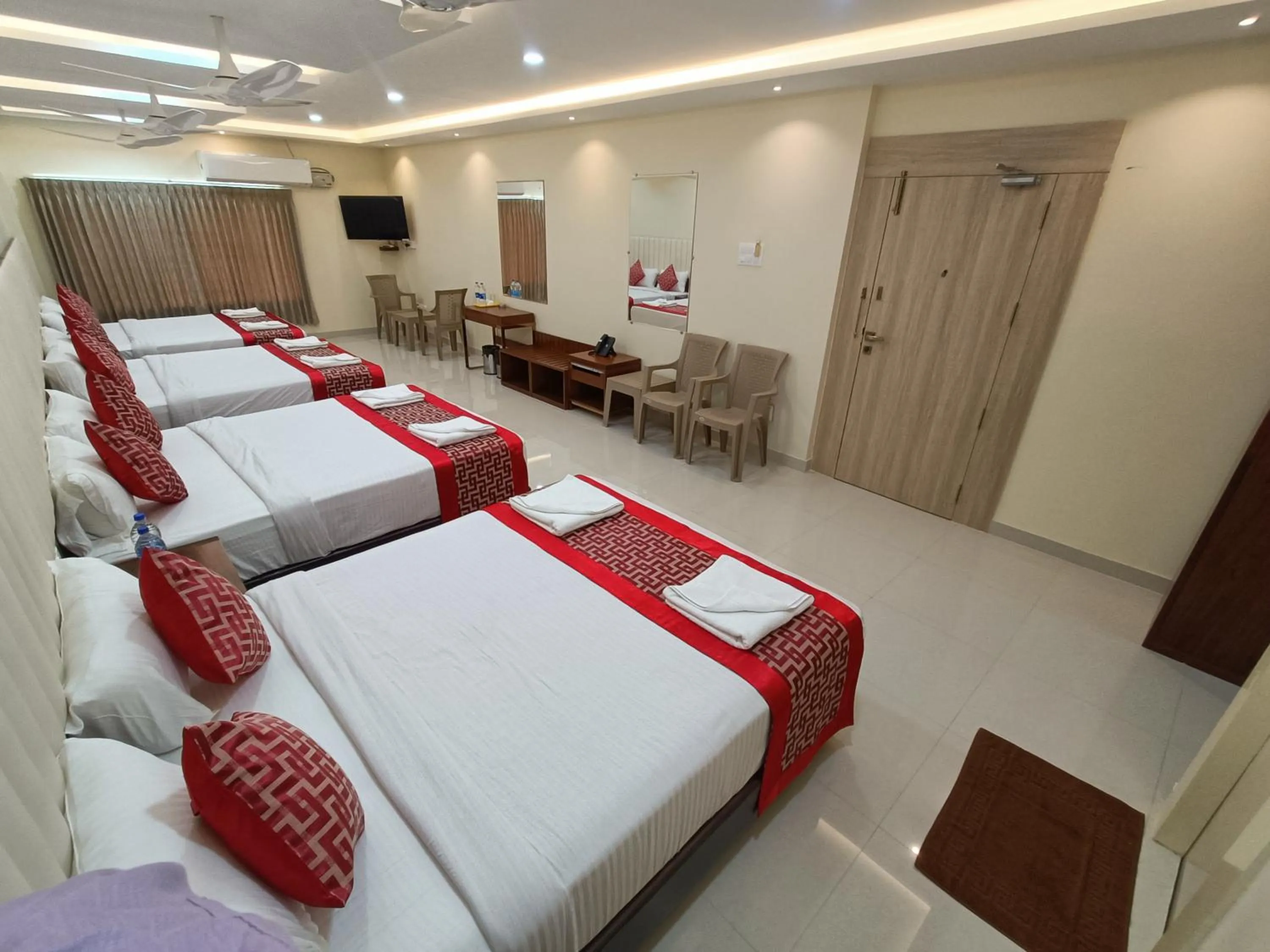 Bed in Sri Aswin Grand