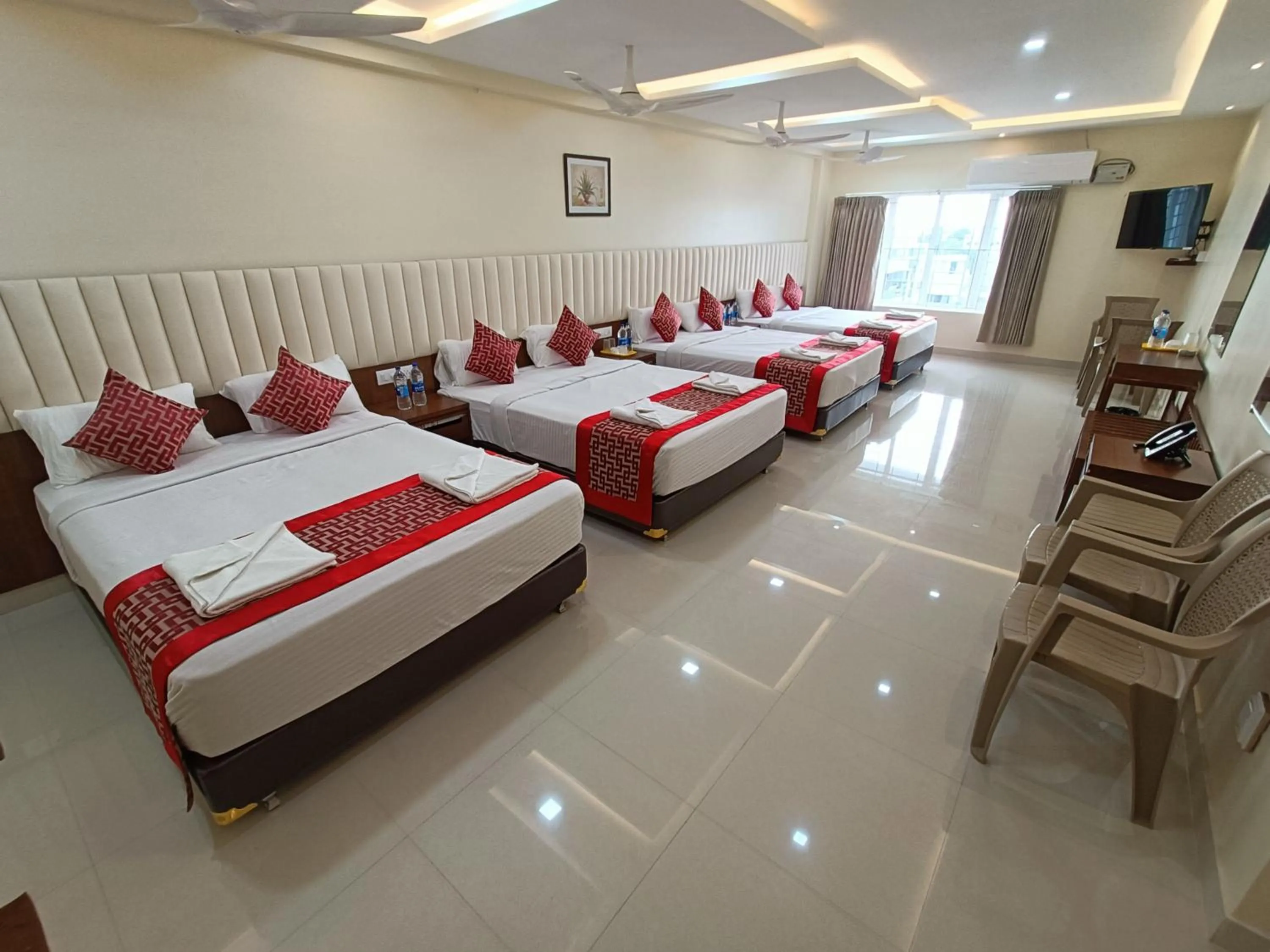 Bed in Sri Aswin Grand