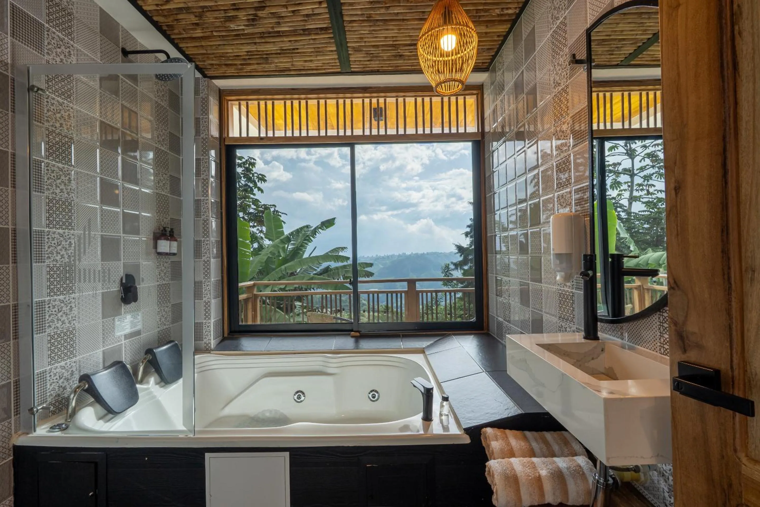 Bathroom in Panorama Salento by DOT Boutique