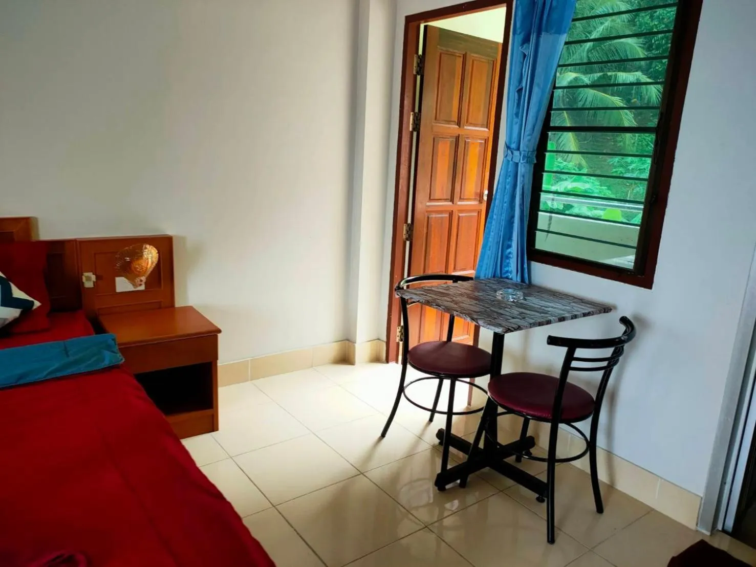 Bed in Pailin Hill Hotel Patong