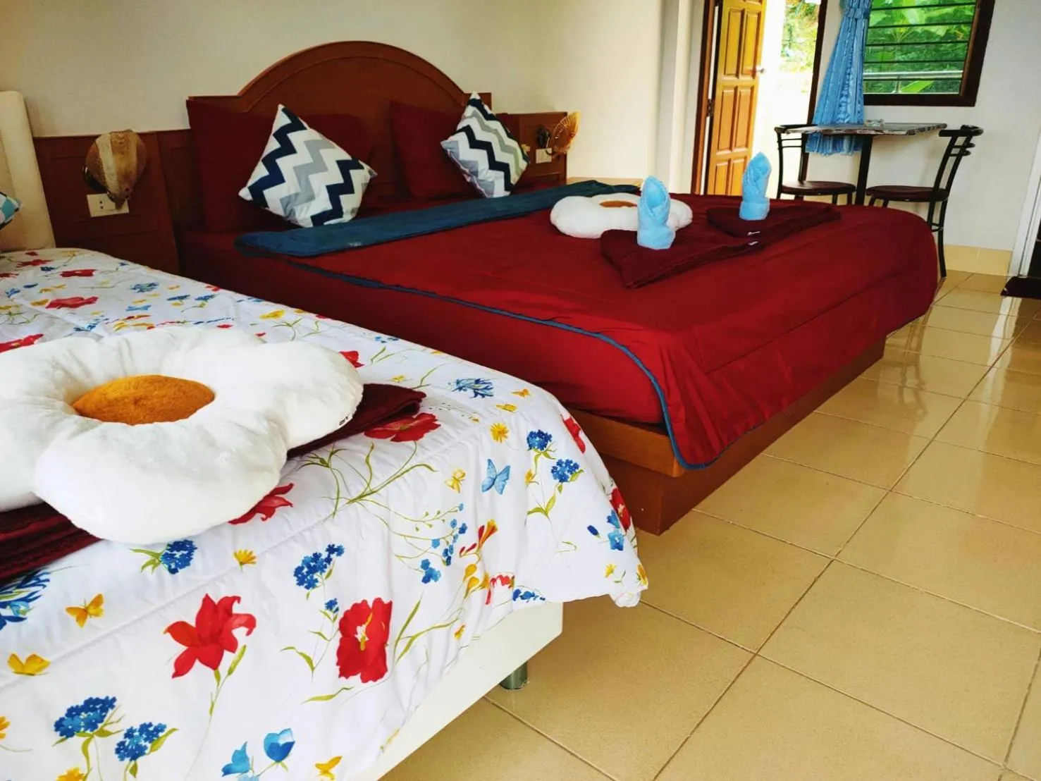 Bed in Pailin Hill Hotel Patong