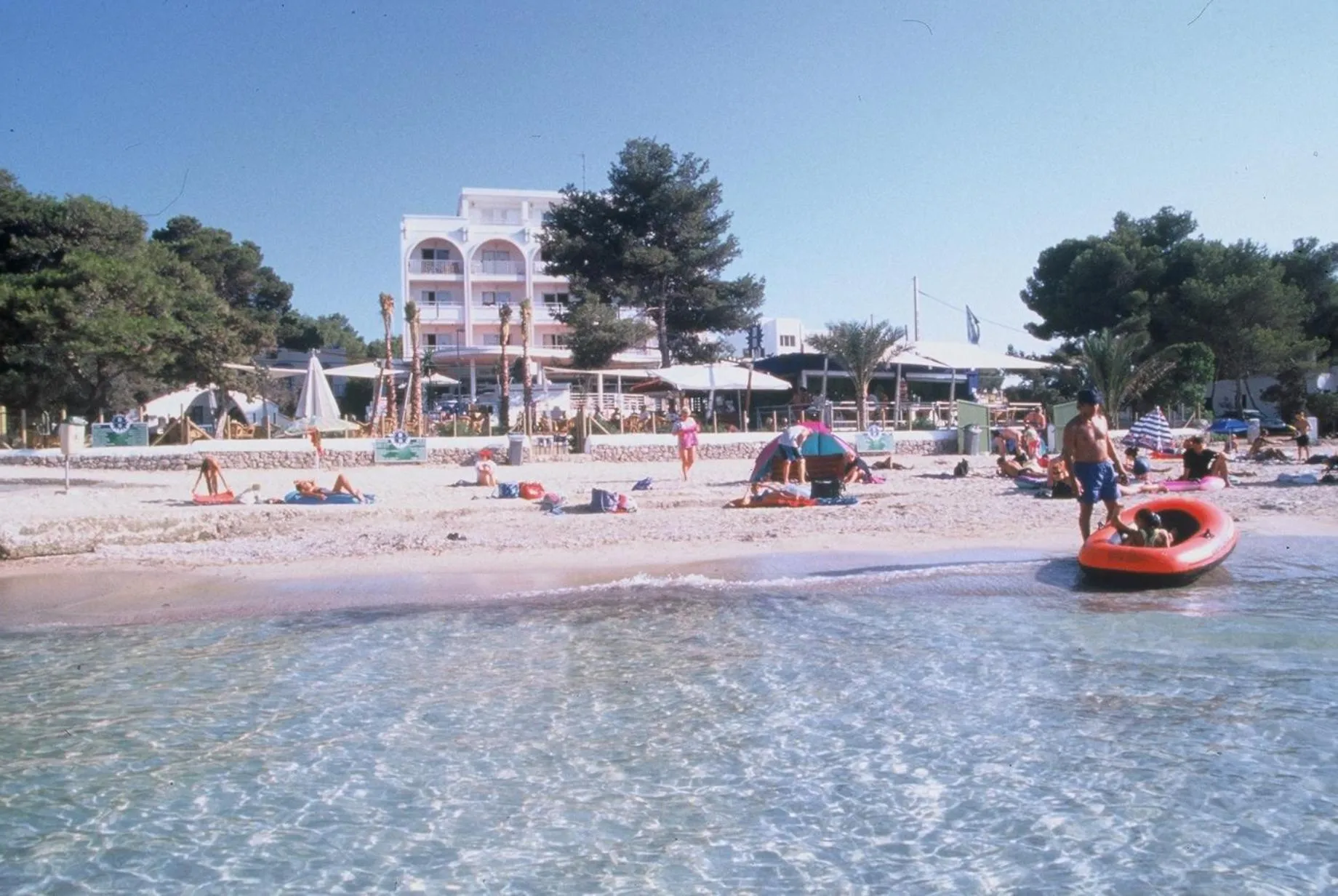 Beach in Apartamentos La Kiki