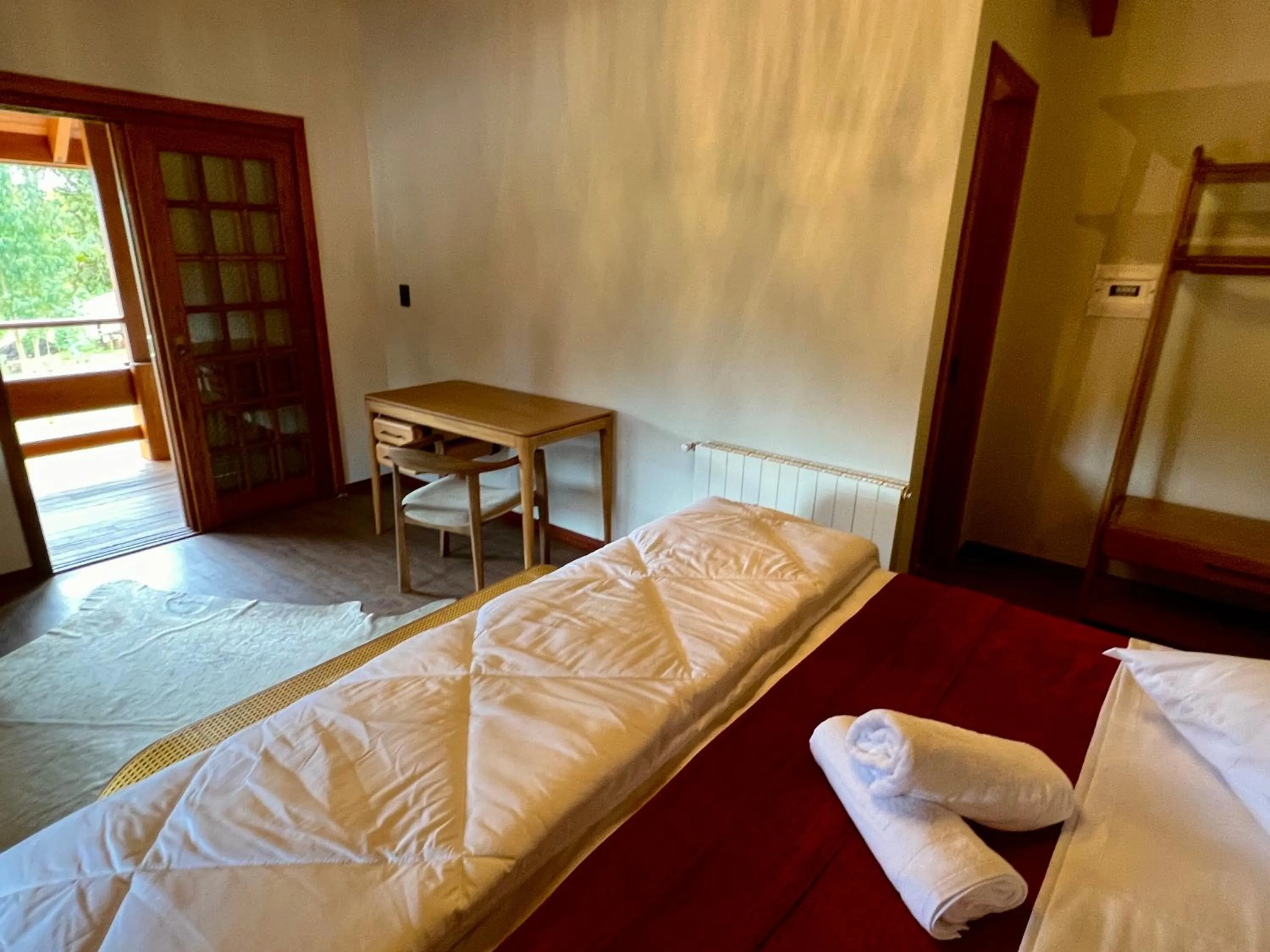 View (from property/room), Bed in WoodStone Hotel Fazenda