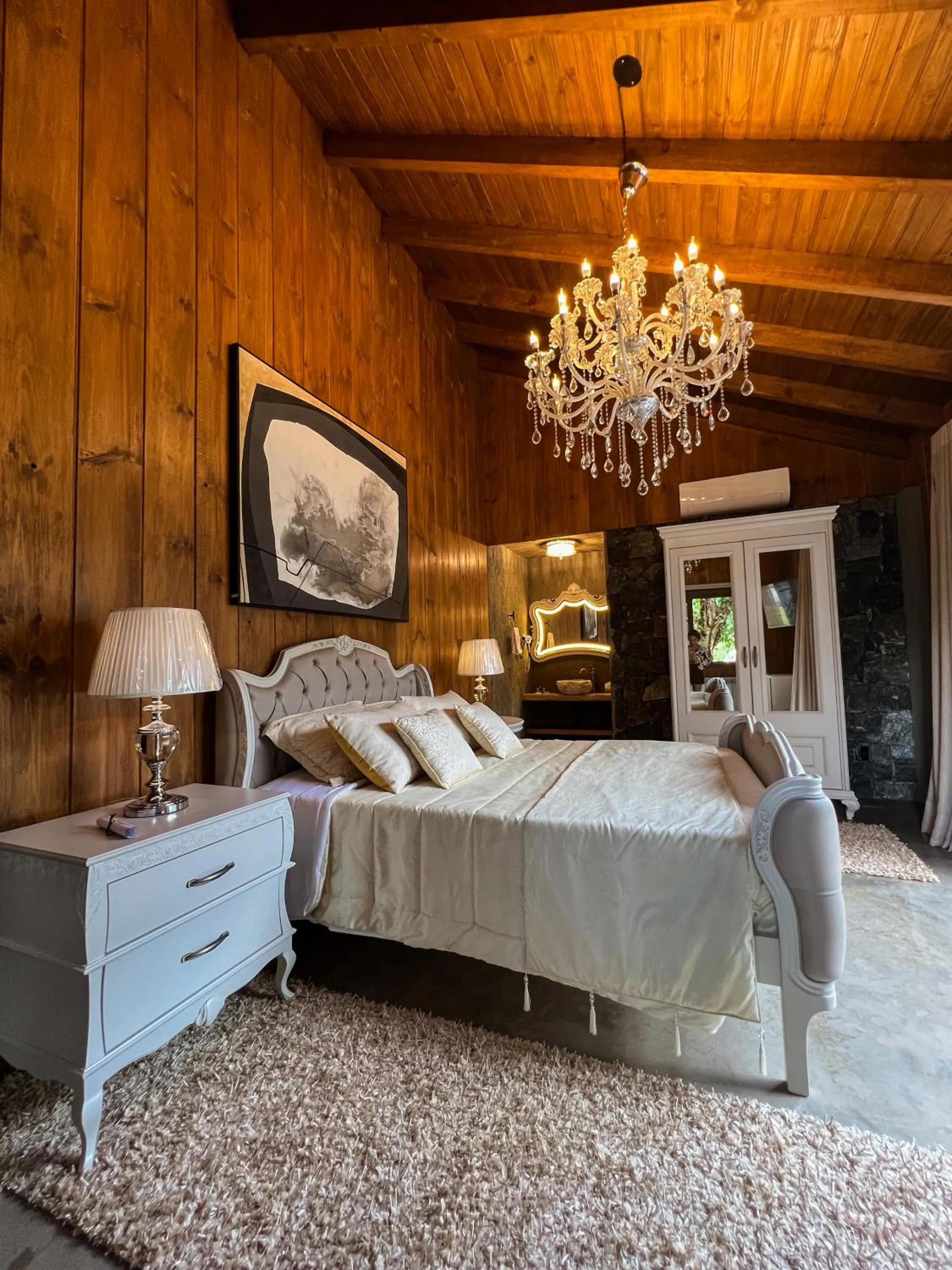 Bed in WoodStone Hotel Fazenda