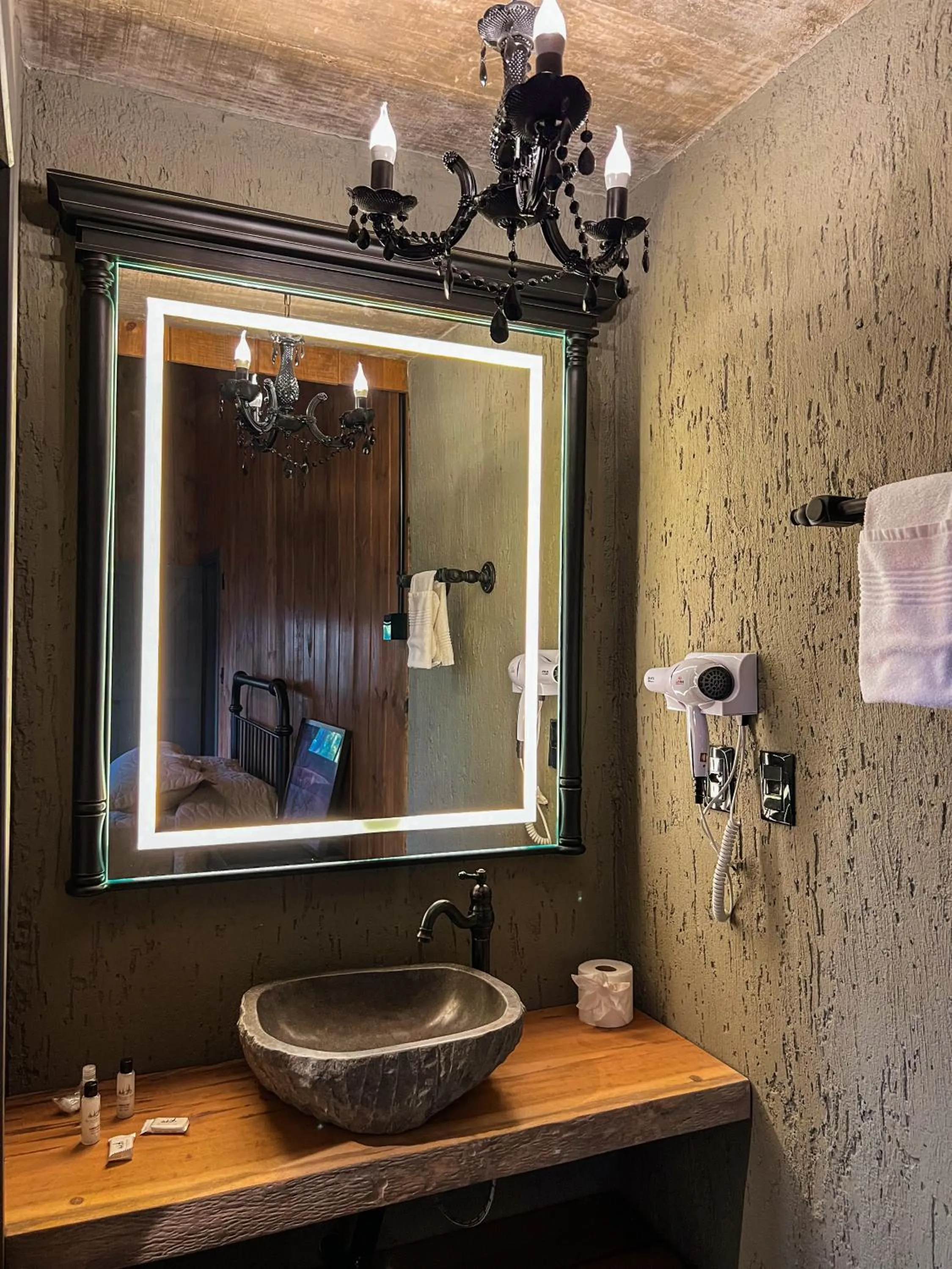 Bathroom in WoodStone Hotel Fazenda