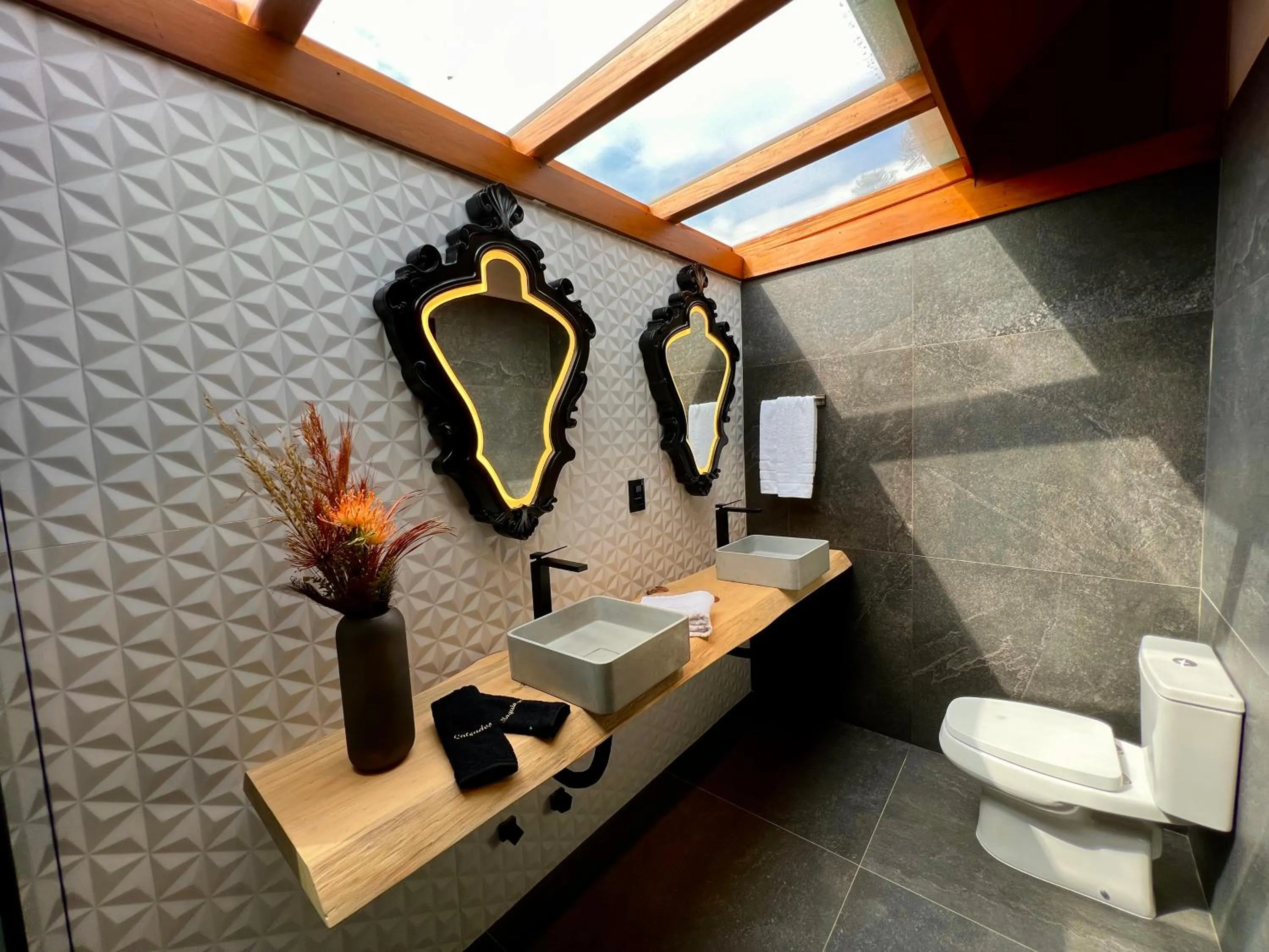 Bathroom in WoodStone Hotel Fazenda