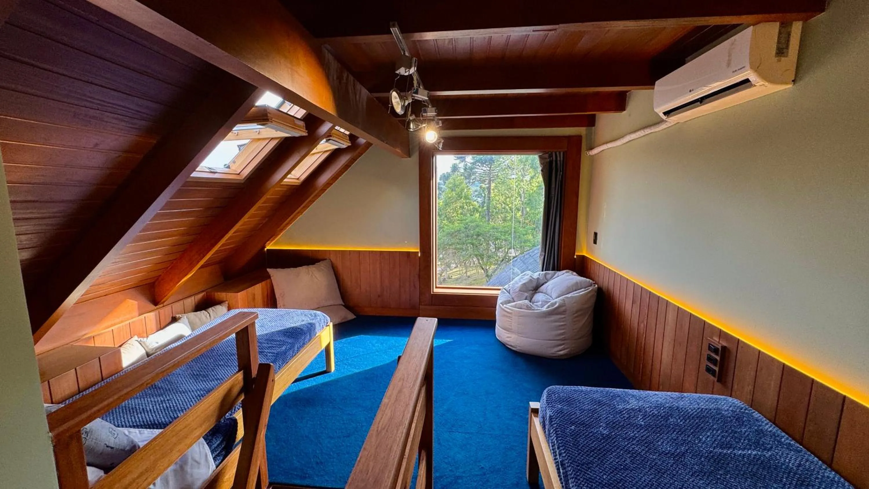 Bedroom, Bed in WoodStone Hotel Fazenda