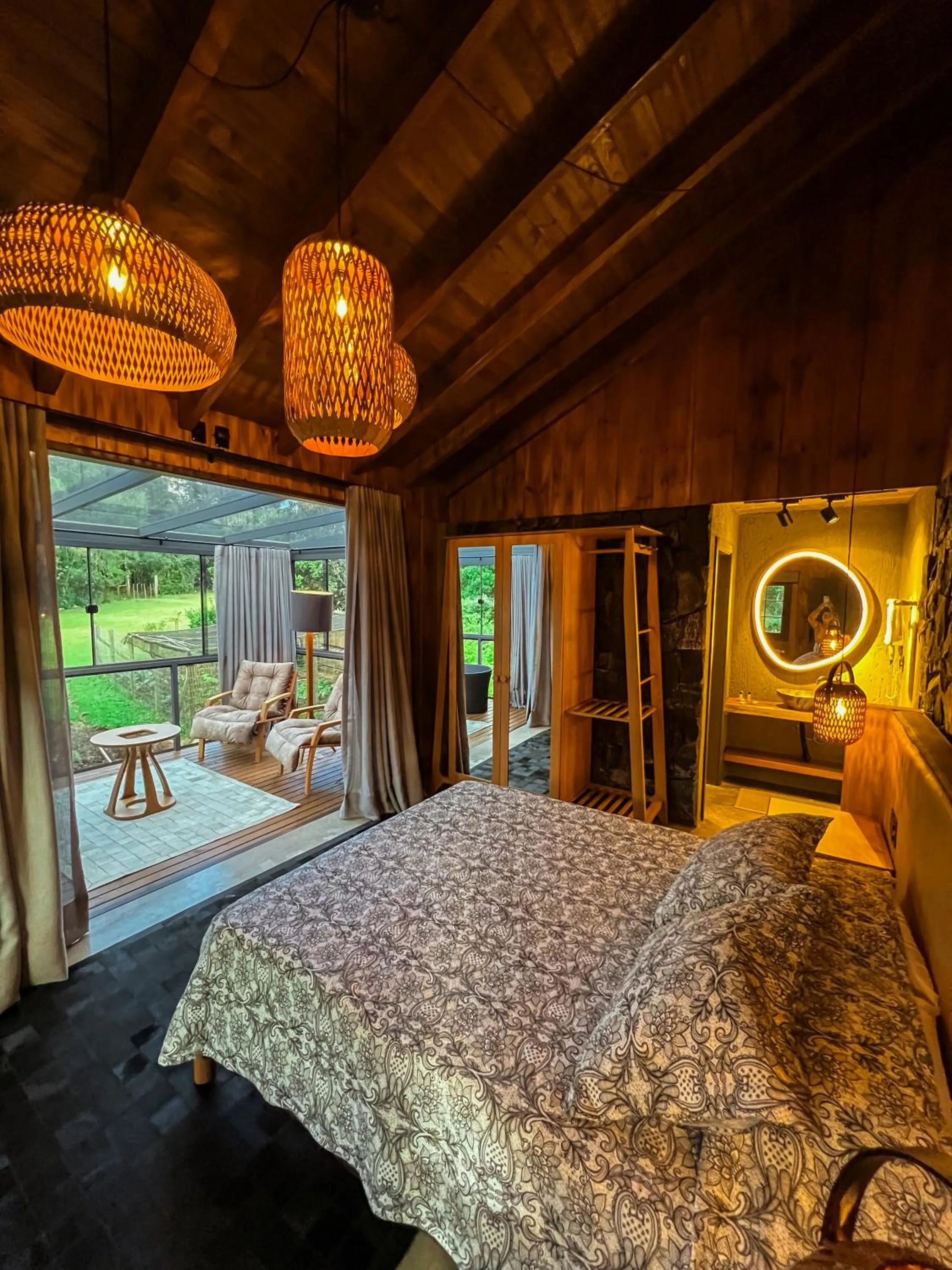 Photo of the whole room, Bed in WoodStone Hotel Fazenda