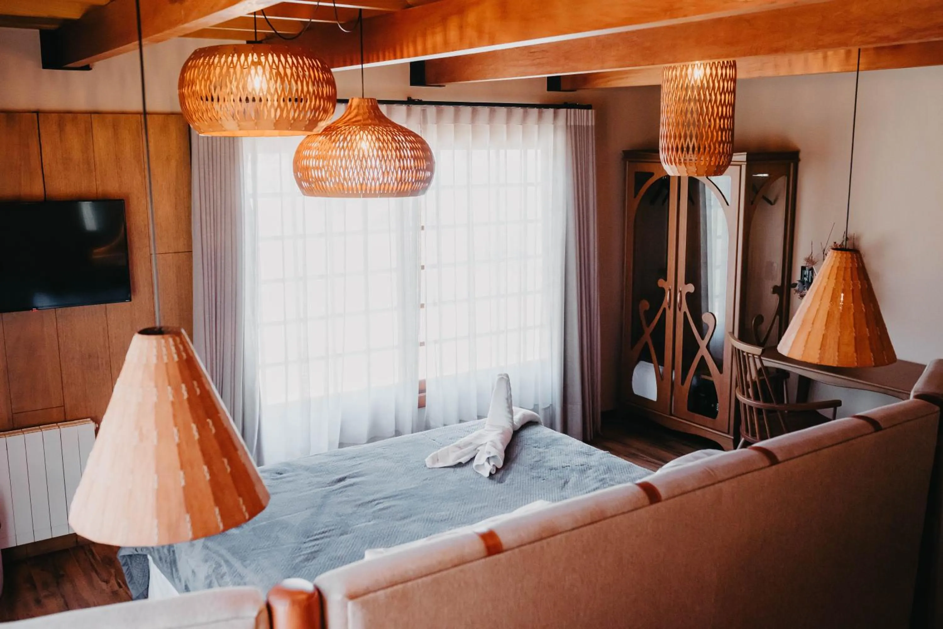Bedroom, Bed in WoodStone Hotel Fazenda