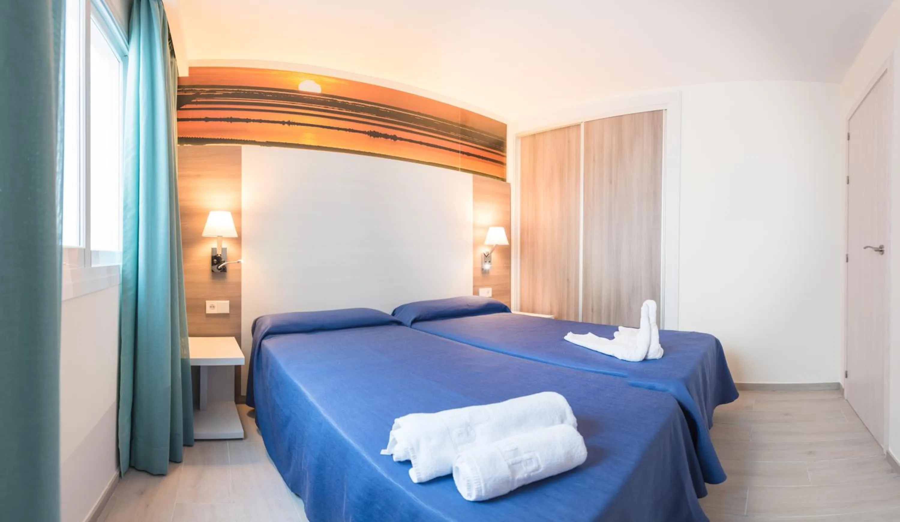 Photo of the whole room, Bed in Apartamentos Los Angeles