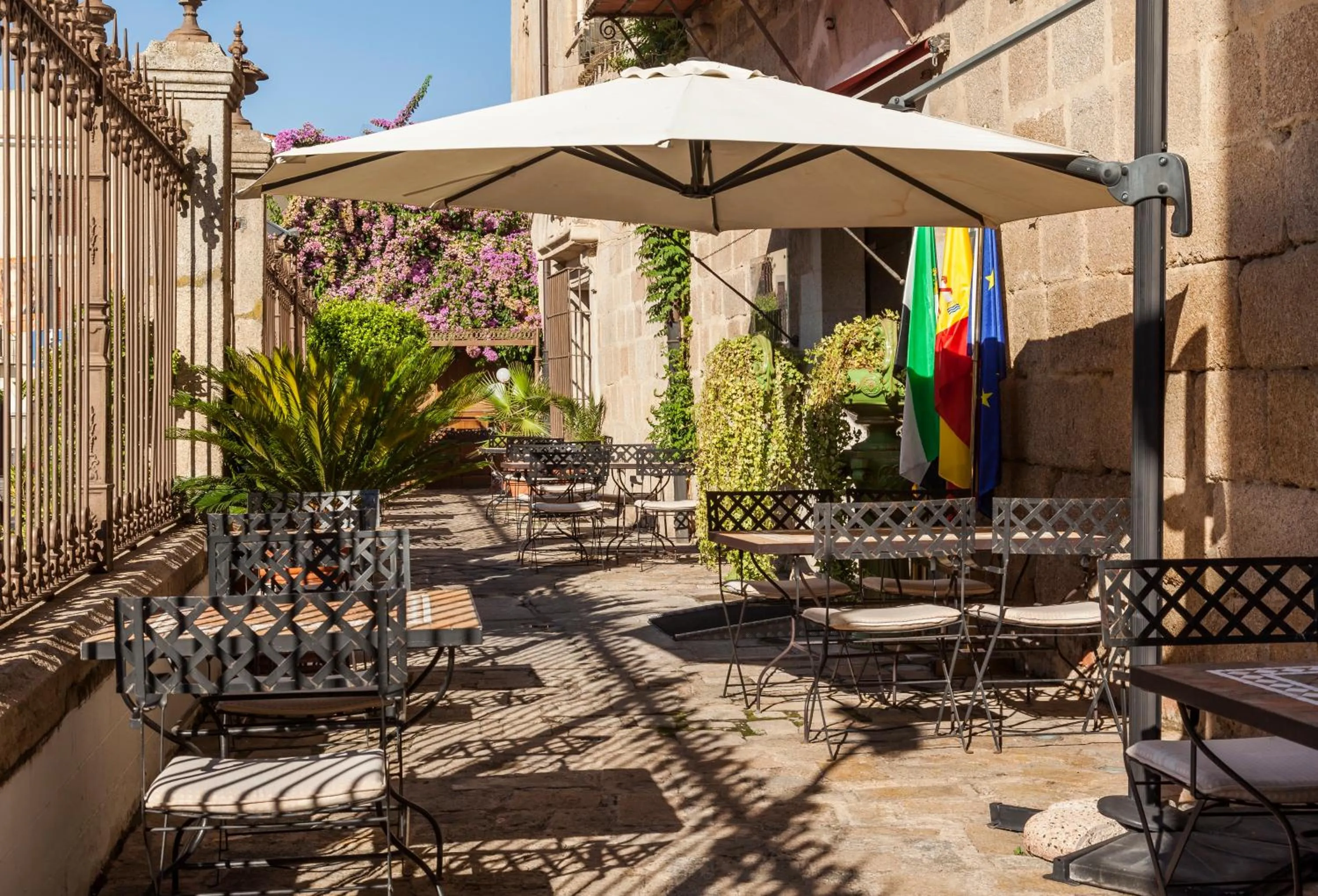 Balcony/Terrace in Hotel Ilunion Mérida Palace