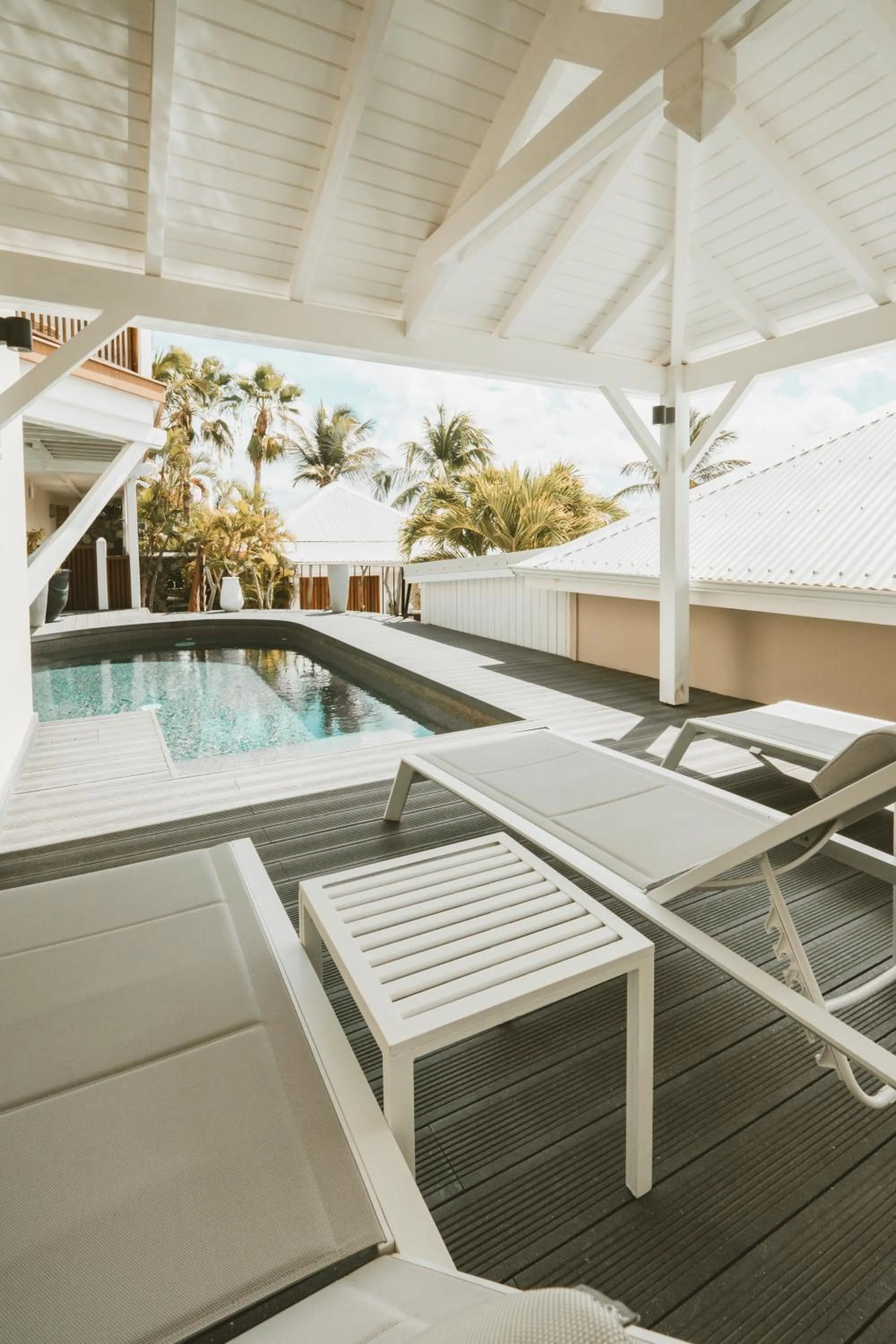 Swimming pool in La Villa Hibiscus, Saint Martin