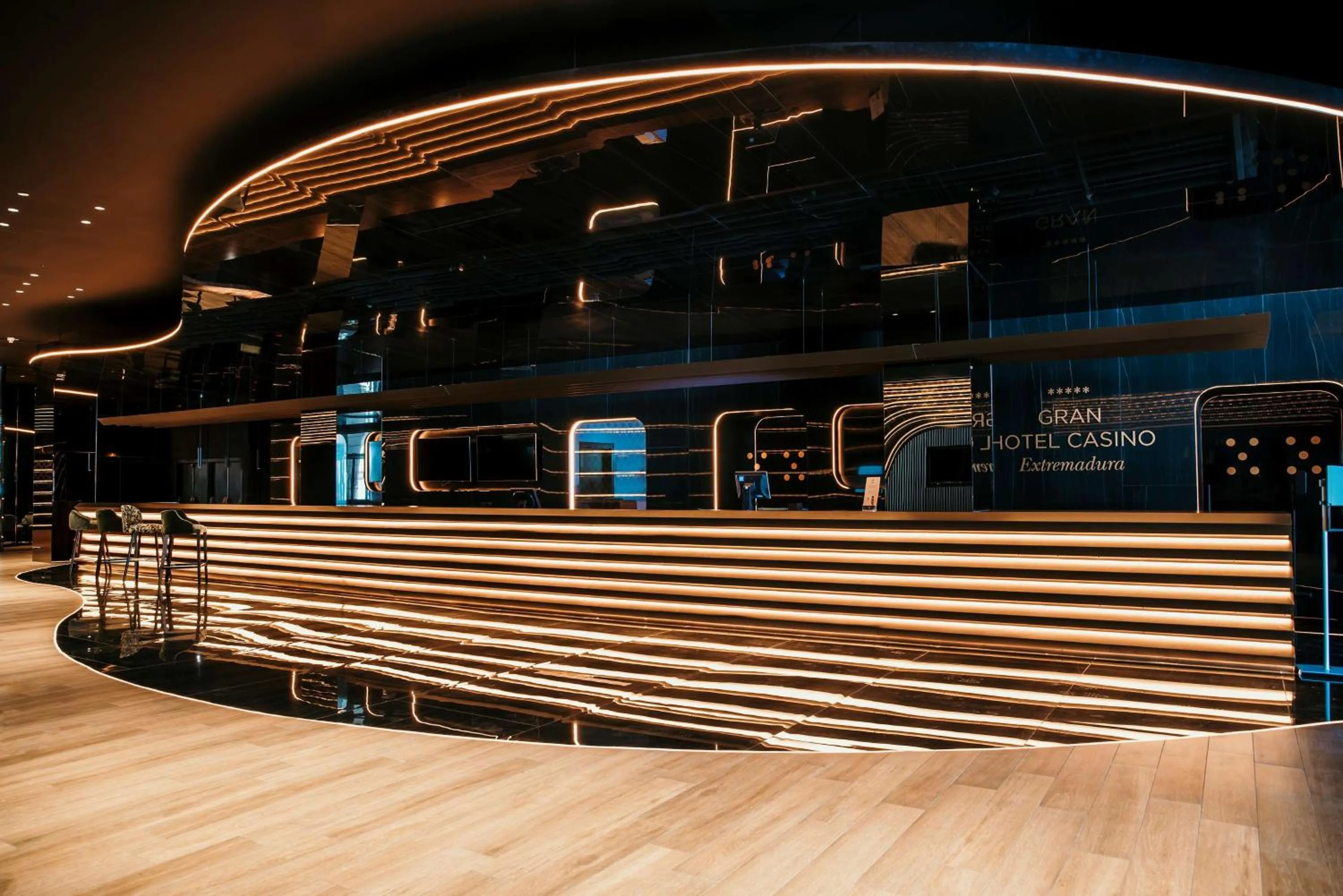Lobby or reception in NH Gran Hotel Casino de Extremadura