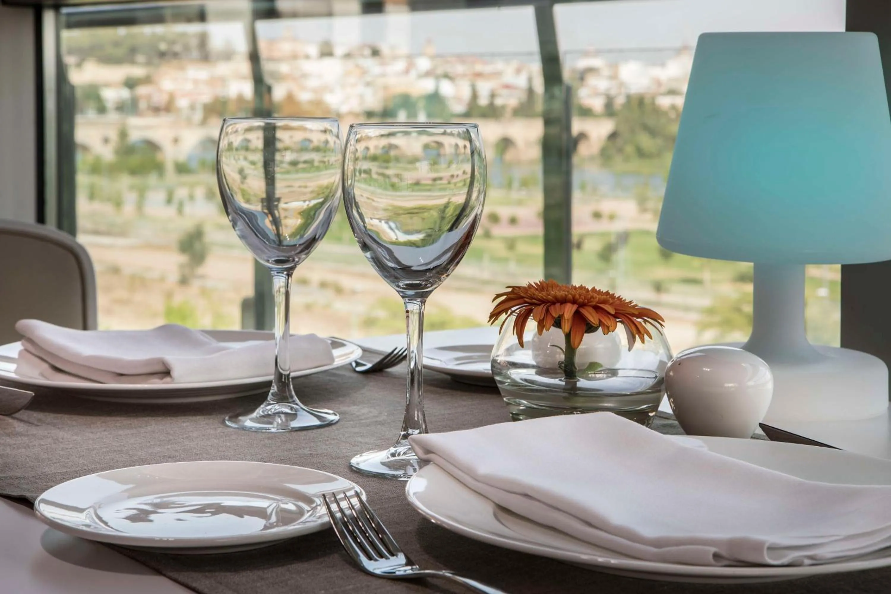 Restaurant/places to eat in NH Gran Hotel Casino de Extremadura