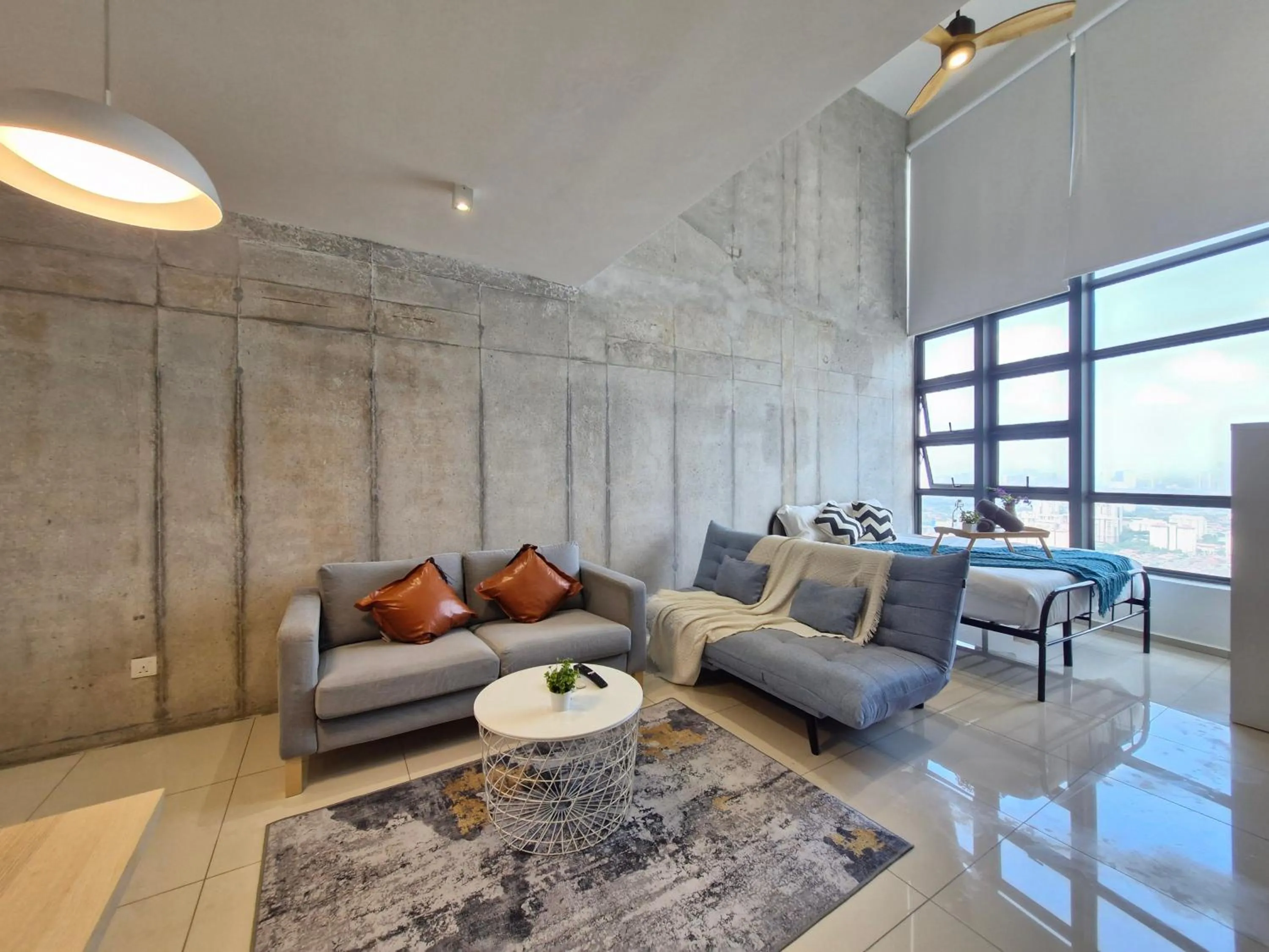 Living room in EkoCheras Duplex Suite by Ohana Home