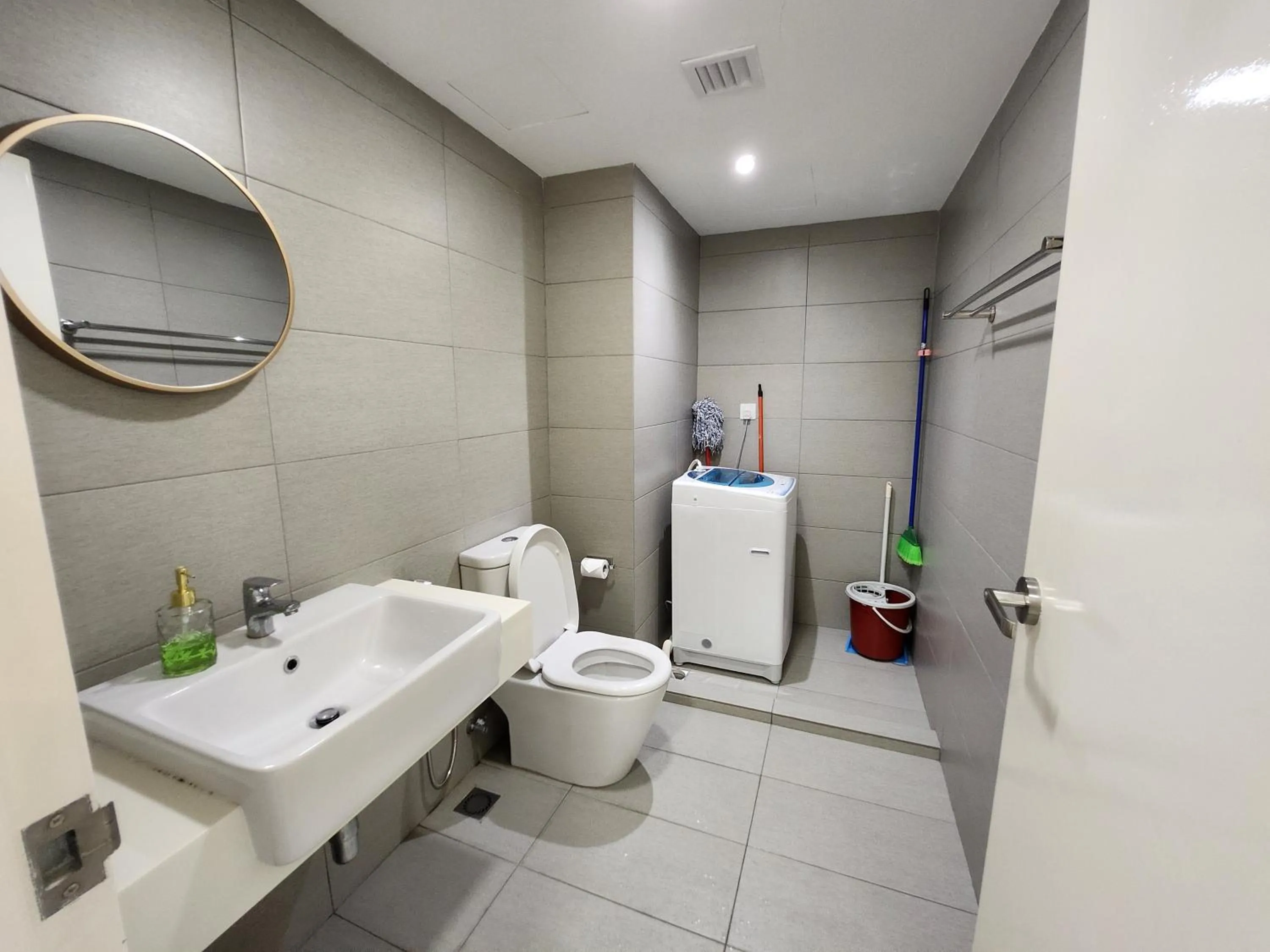 Toilet in EkoCheras Duplex Suite by Ohana Home
