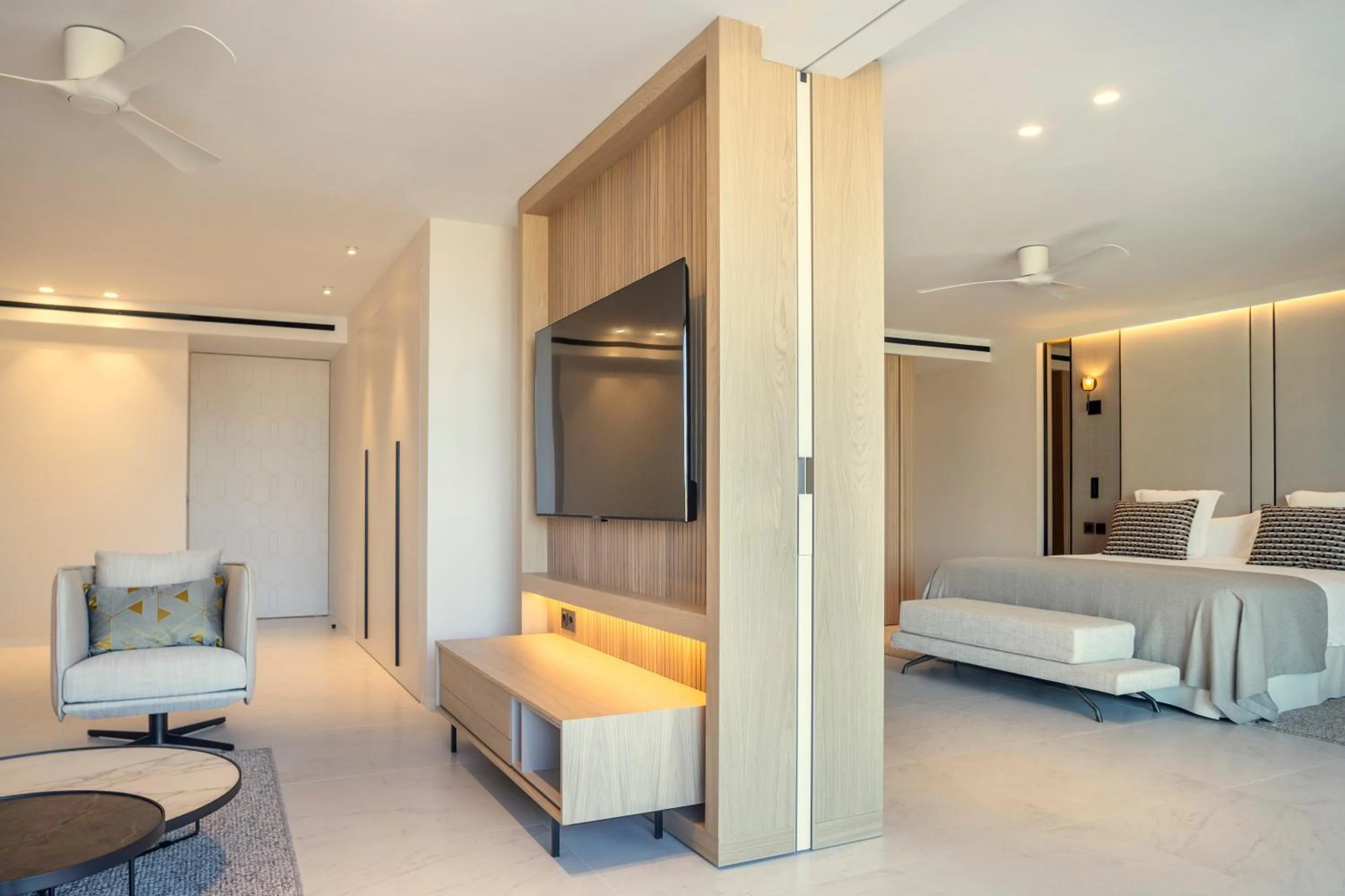 Bedroom, Bed in Insotel Fenicia Prestige Suites & Spa