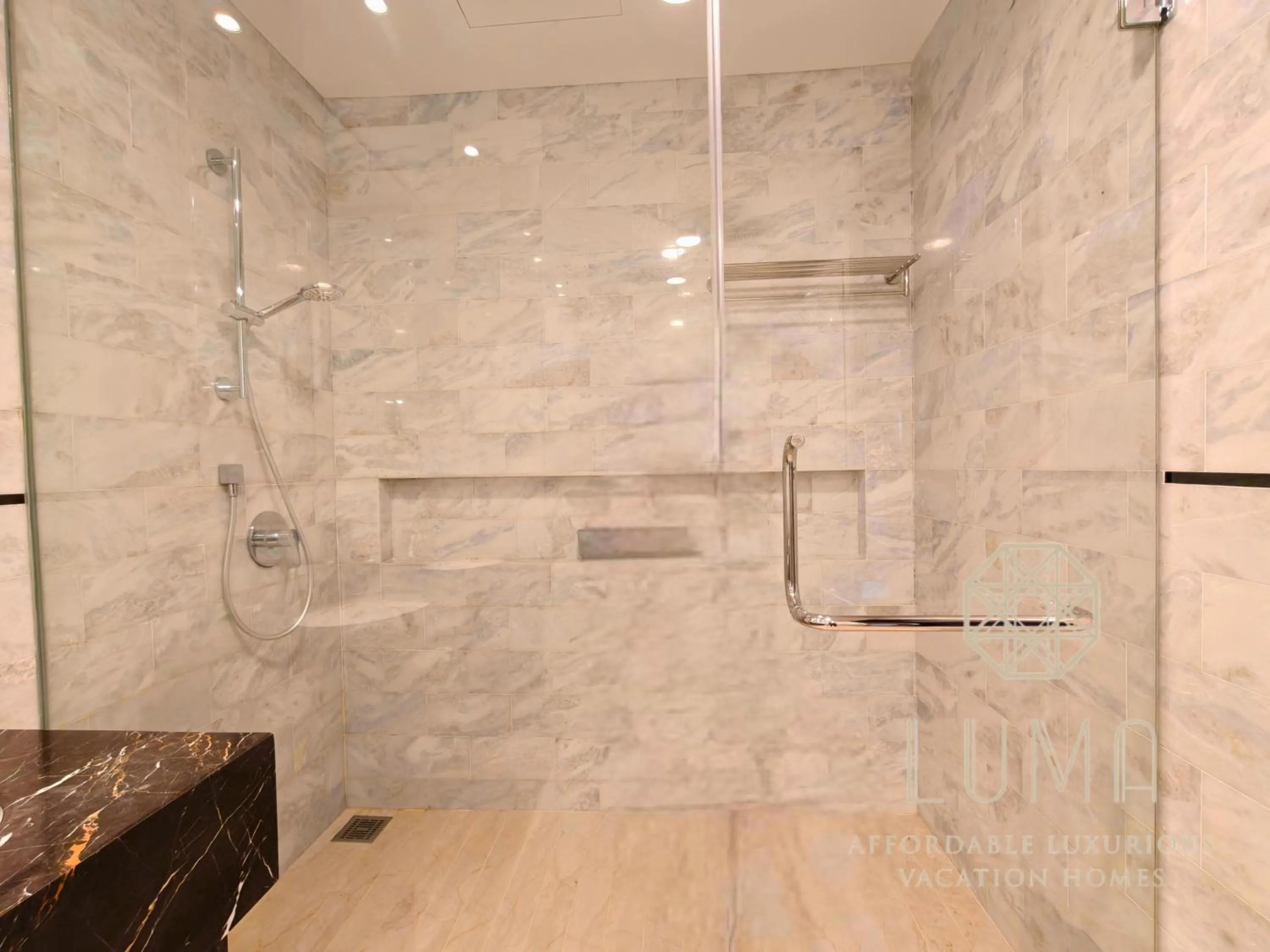 Shower in The Platinum 2 Kuala Lumpur by LUMA