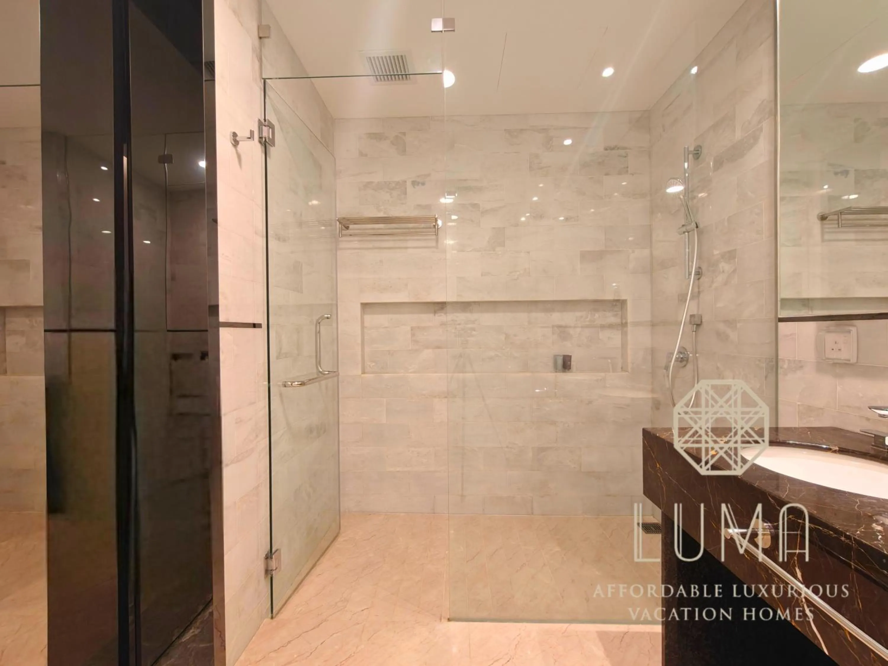 Shower in The Platinum 2 Kuala Lumpur by LUMA