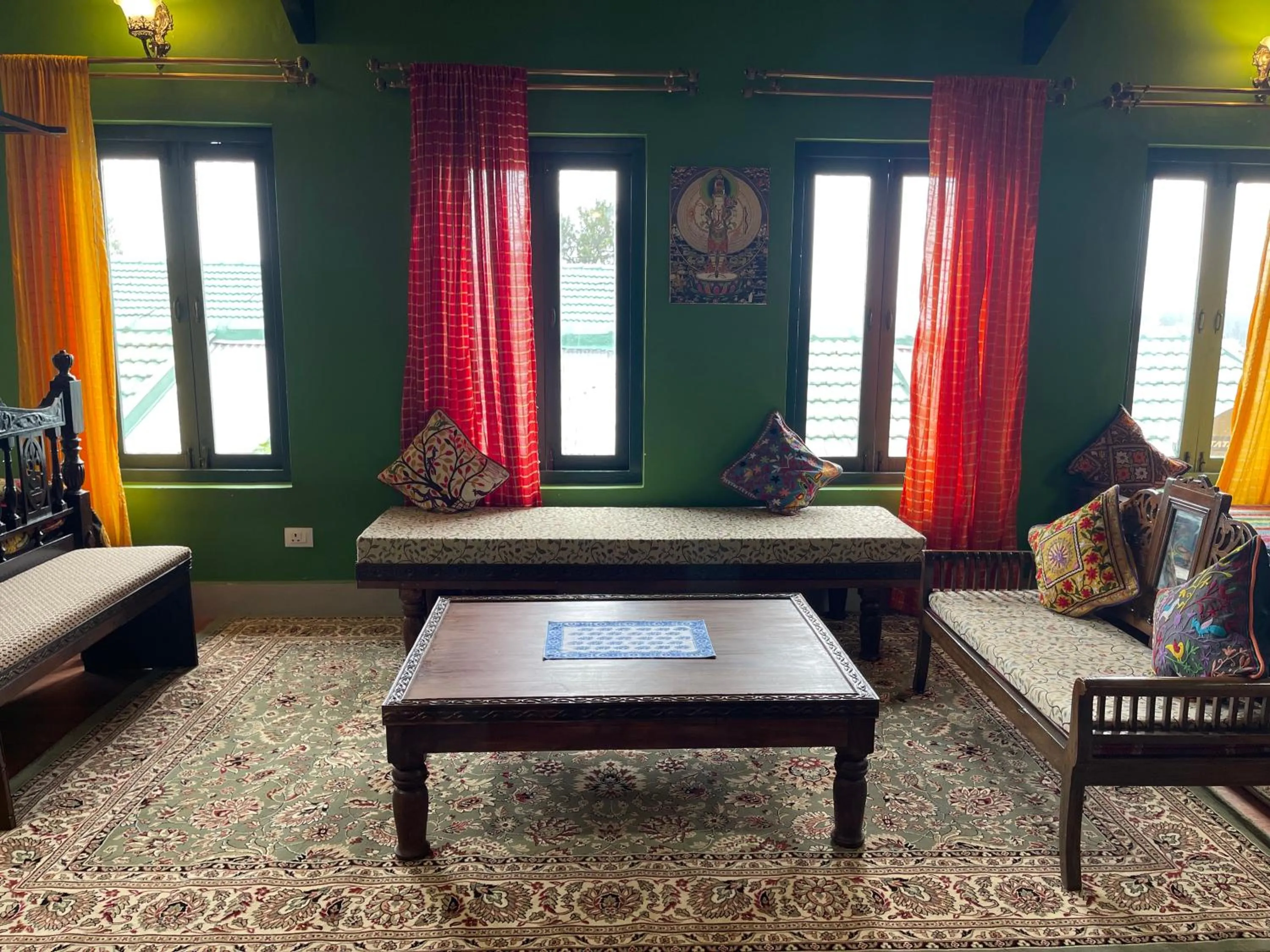 Restaurant/places to eat, Bed in Habba Kadal Kashmiri Heritage Hotel & Hub
