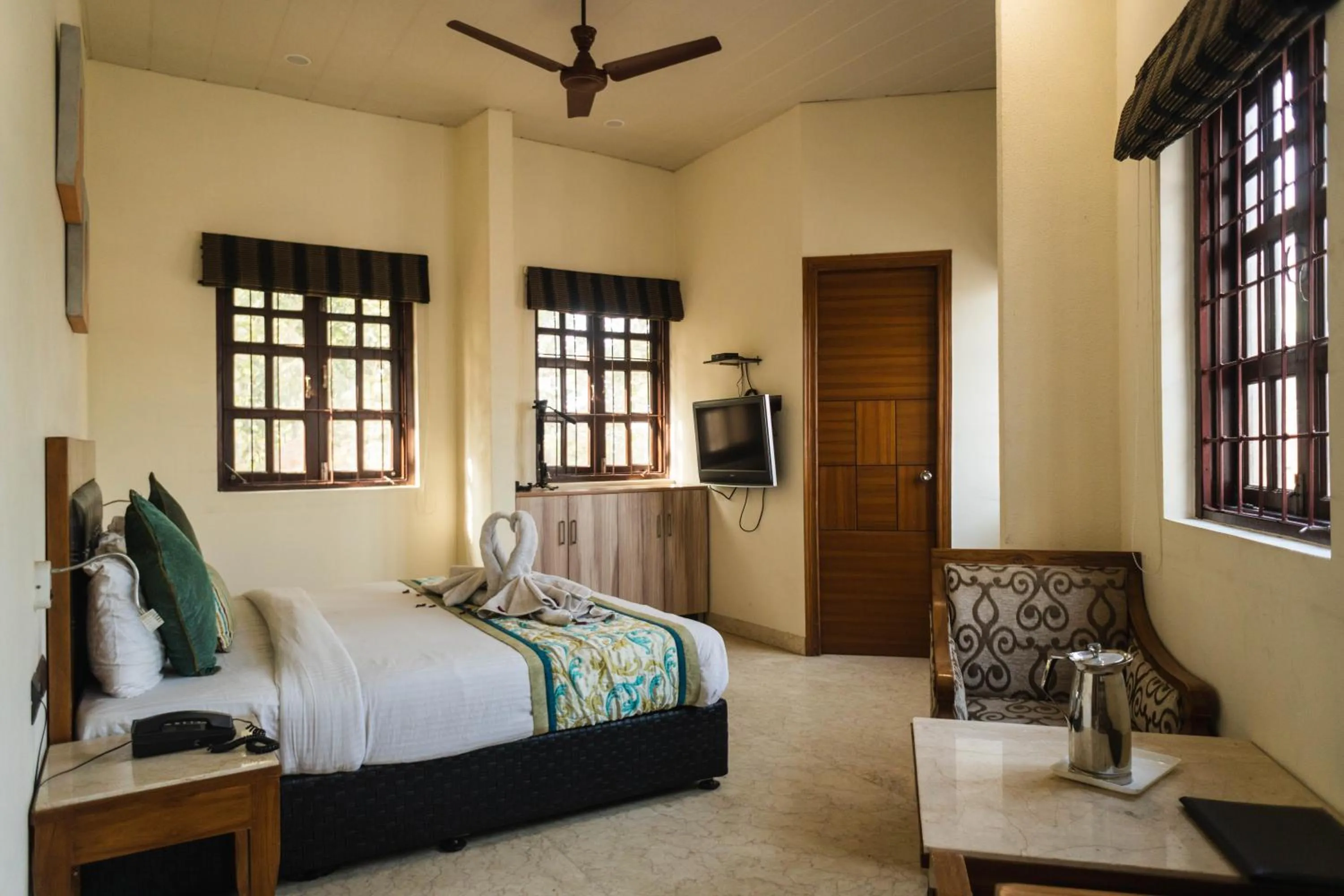 Bedroom, Bed in Hotel Green Castle (Heritage Hotel)