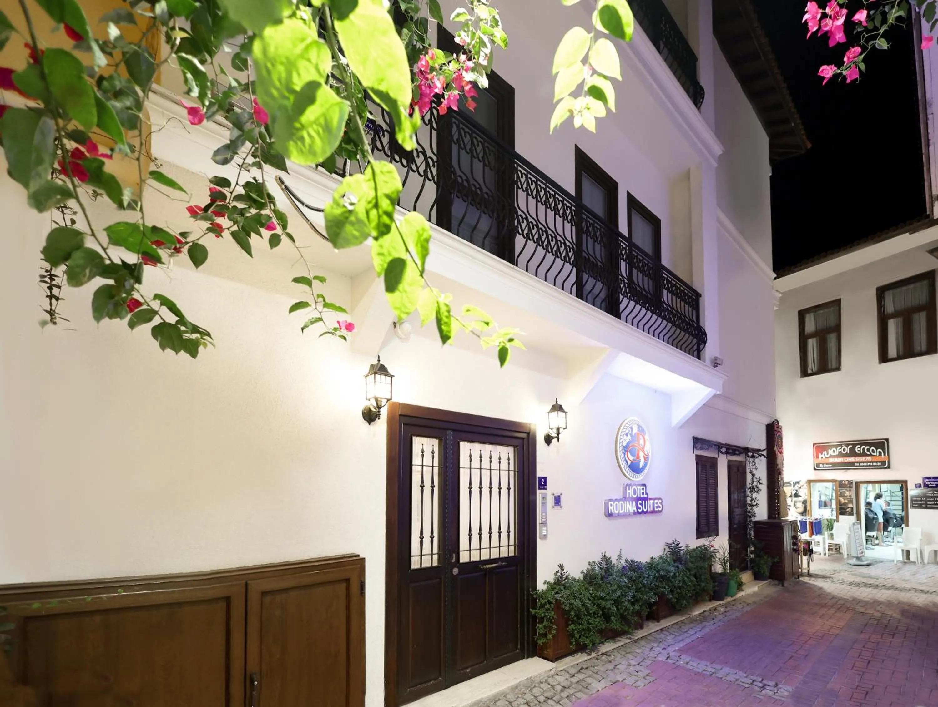 Facade/entrance in Rodina Suites Hotel