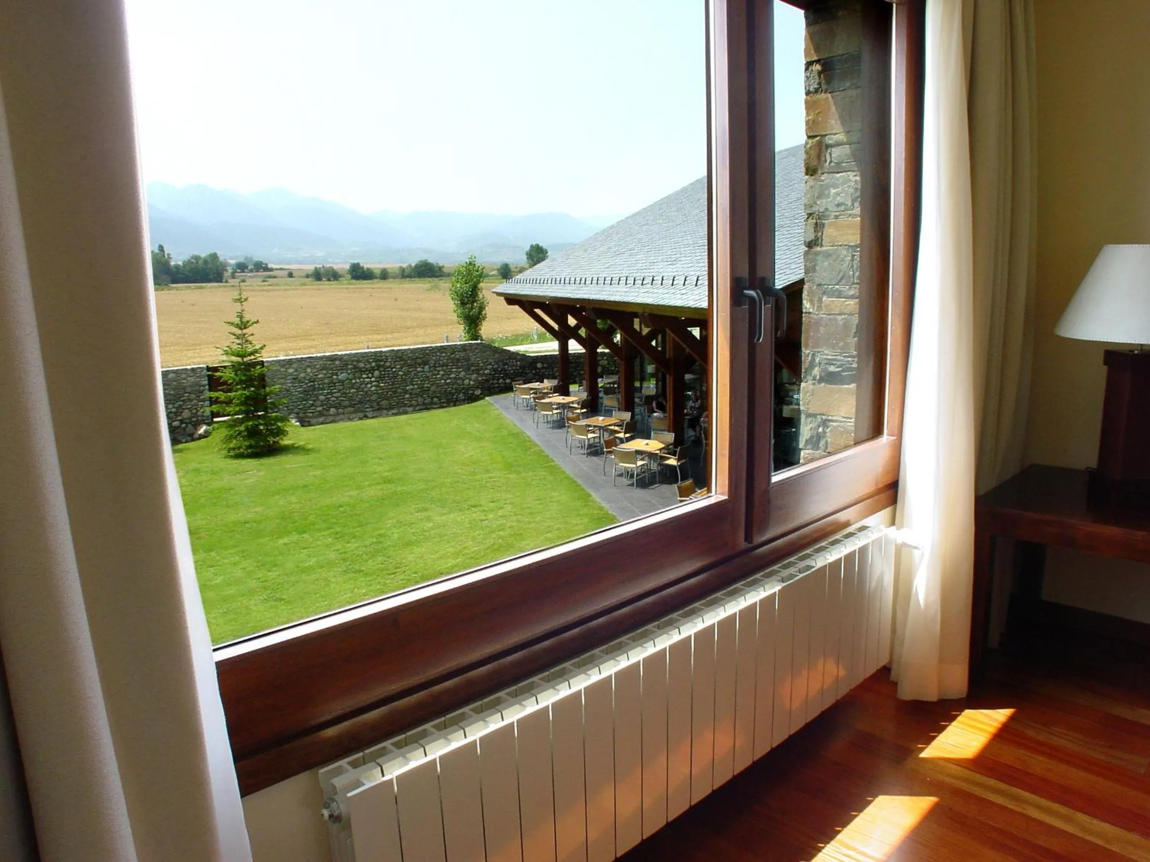 Garden view in Hotel Fontanals Golf