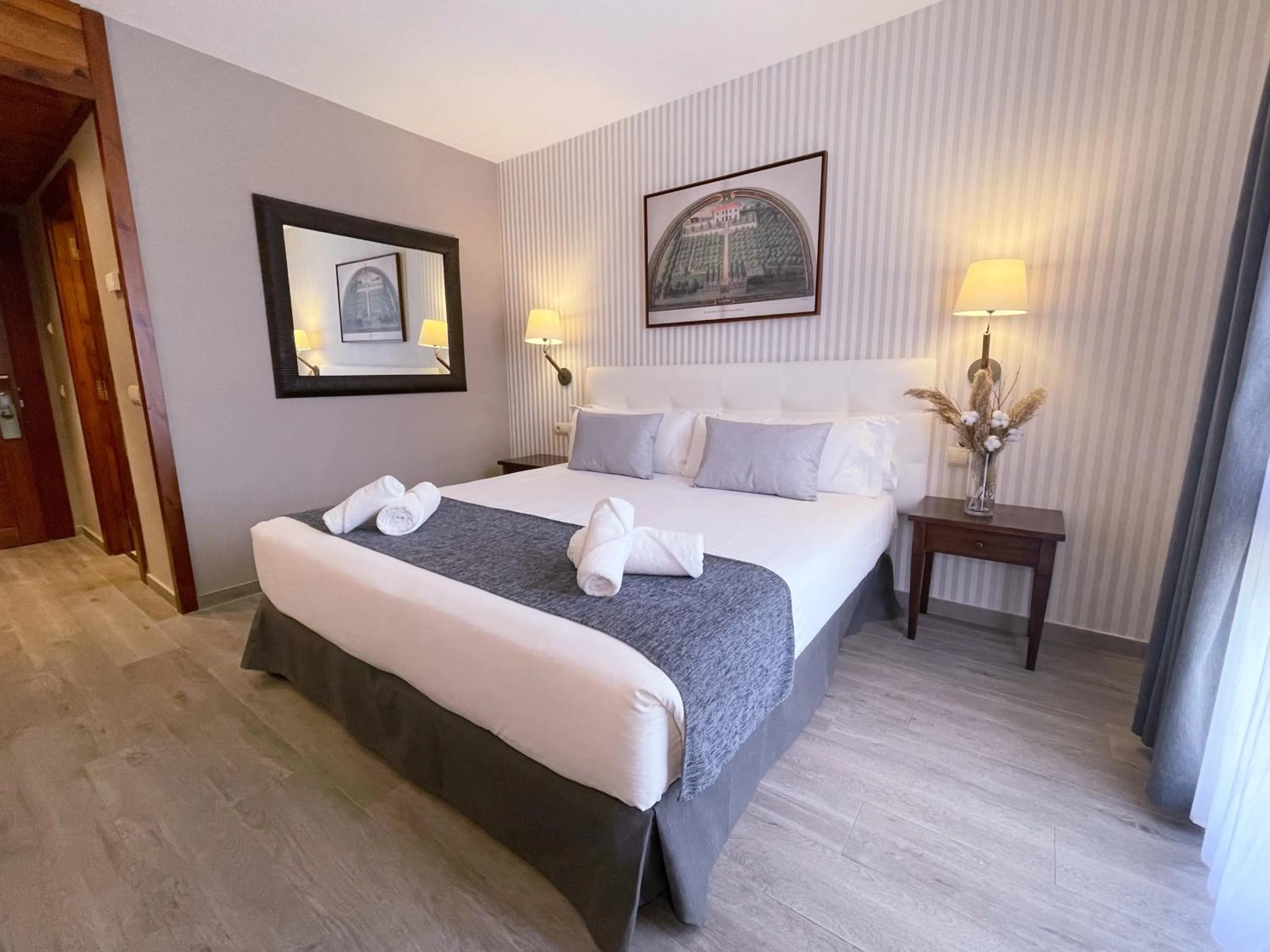 Bed in Hotel Fontanals Golf