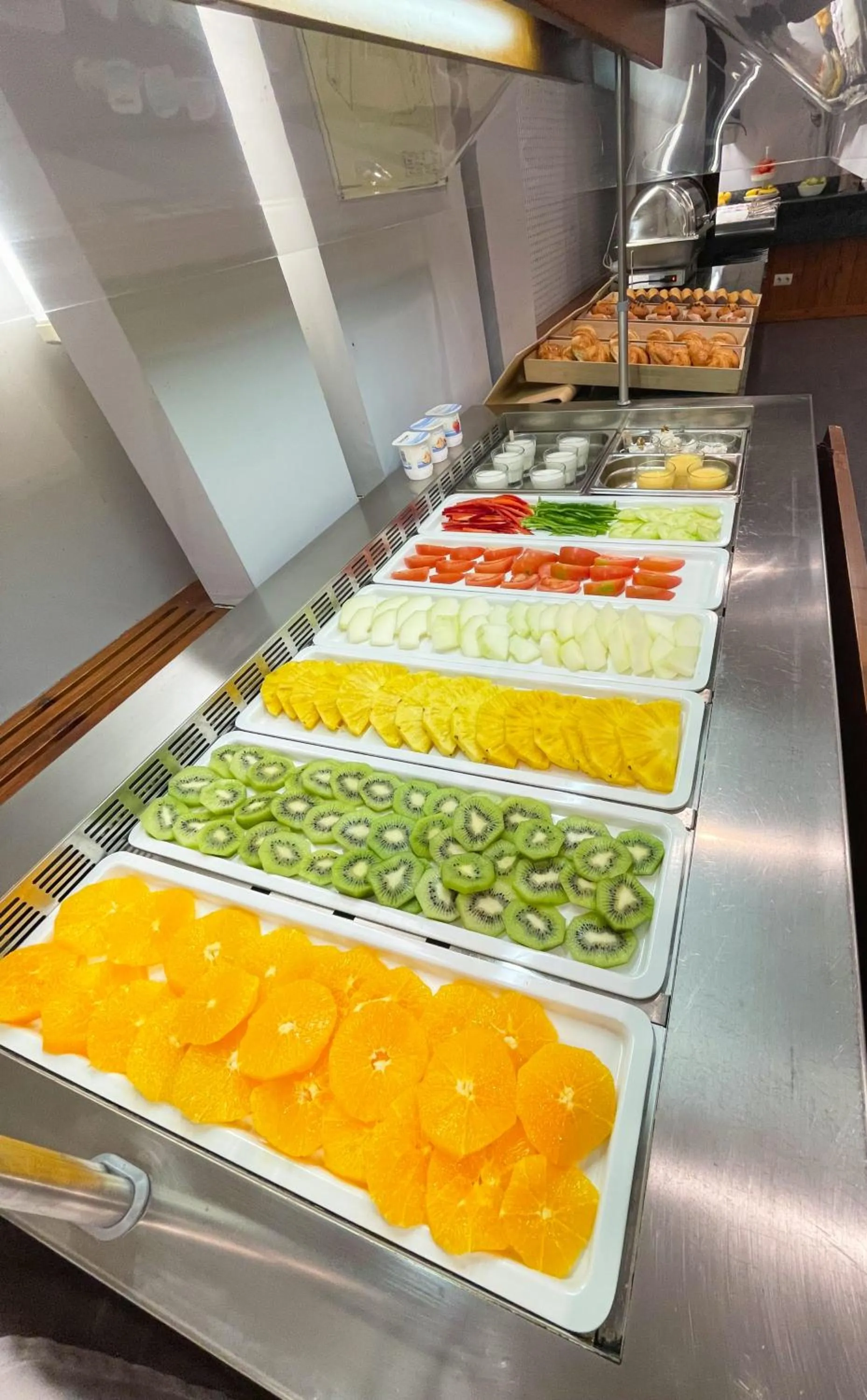 Buffet breakfast in Hotel Fontanals Golf