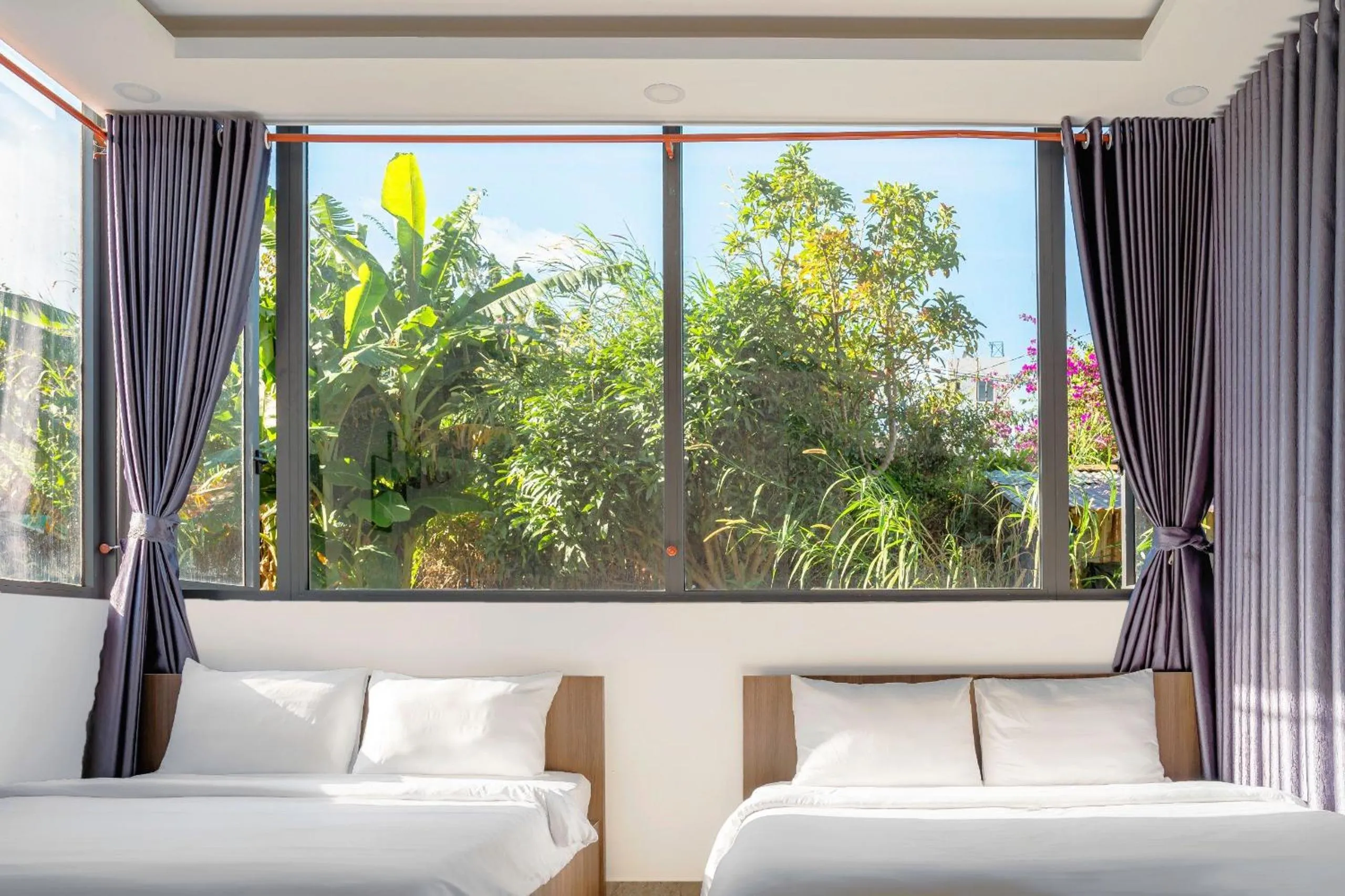 Garden in Nhat Minh Hotel Dalat