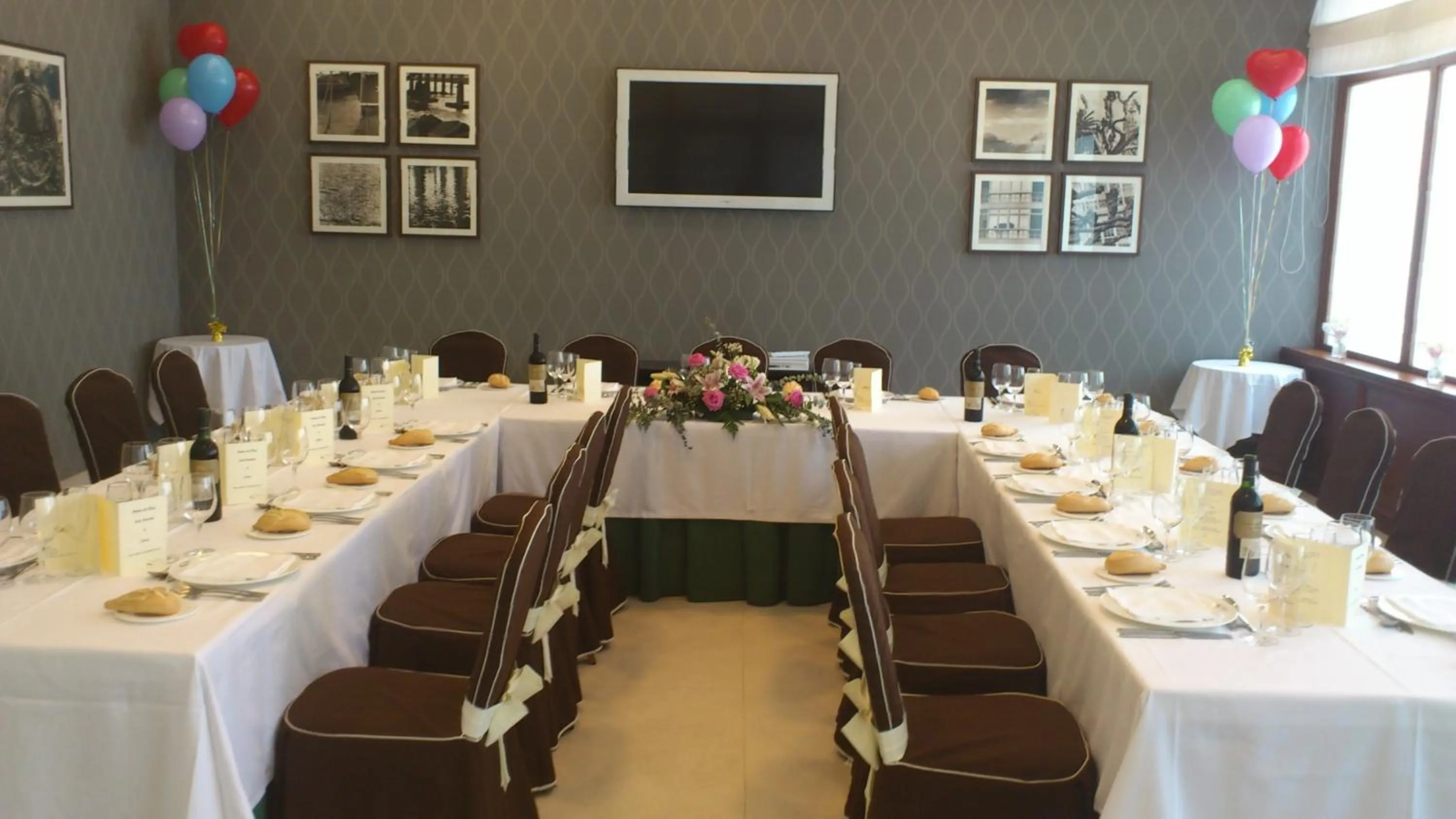 Banquet/Function facilities in Las Rocas Playa Hotel