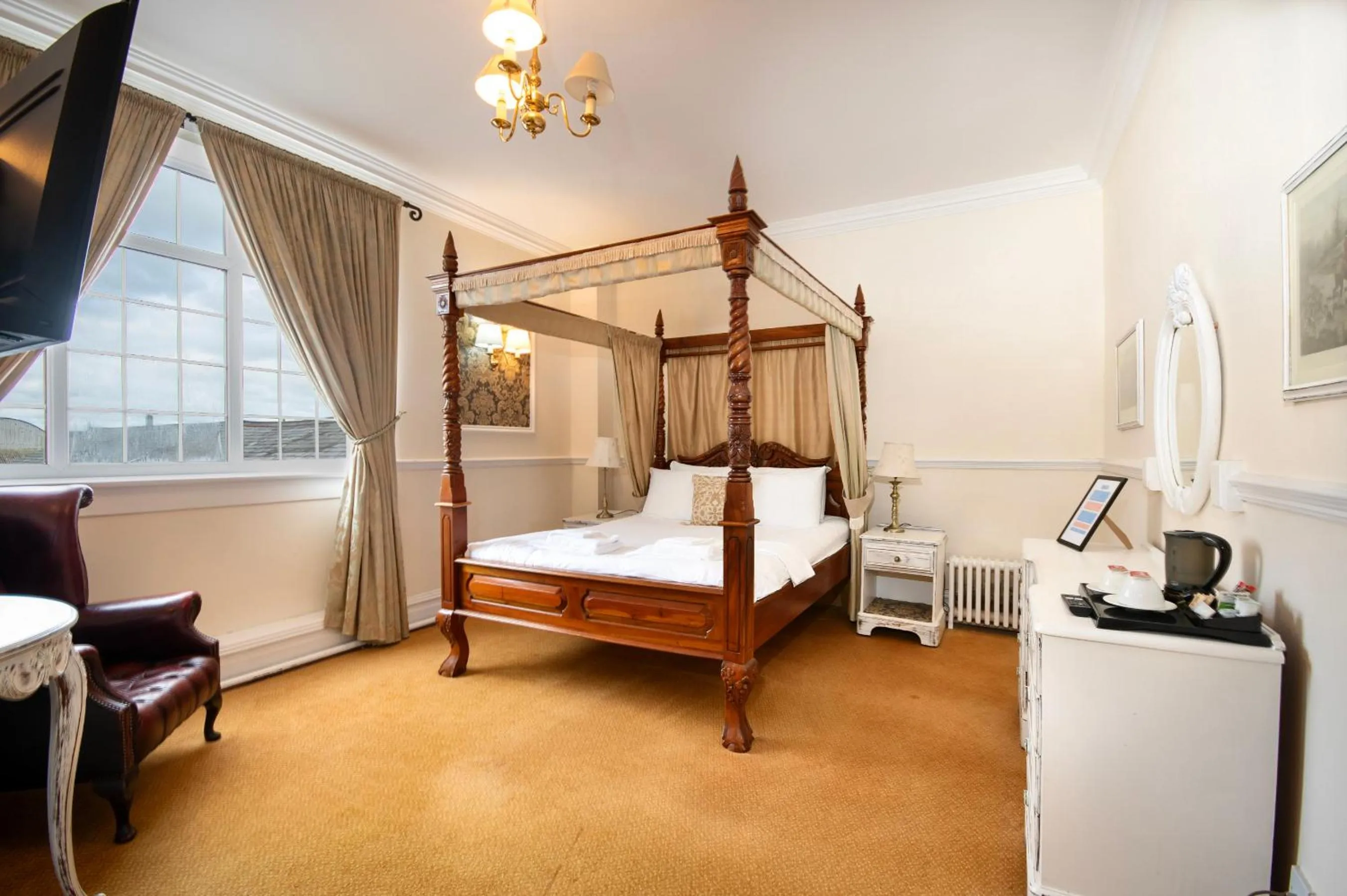 Bed in Northop Hall Country House Hotel