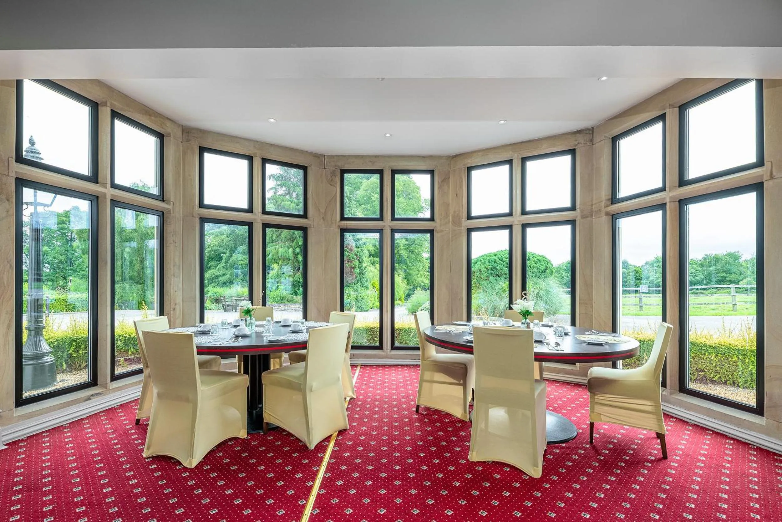 Restaurant/places to eat in Northop Hall Country House Hotel
