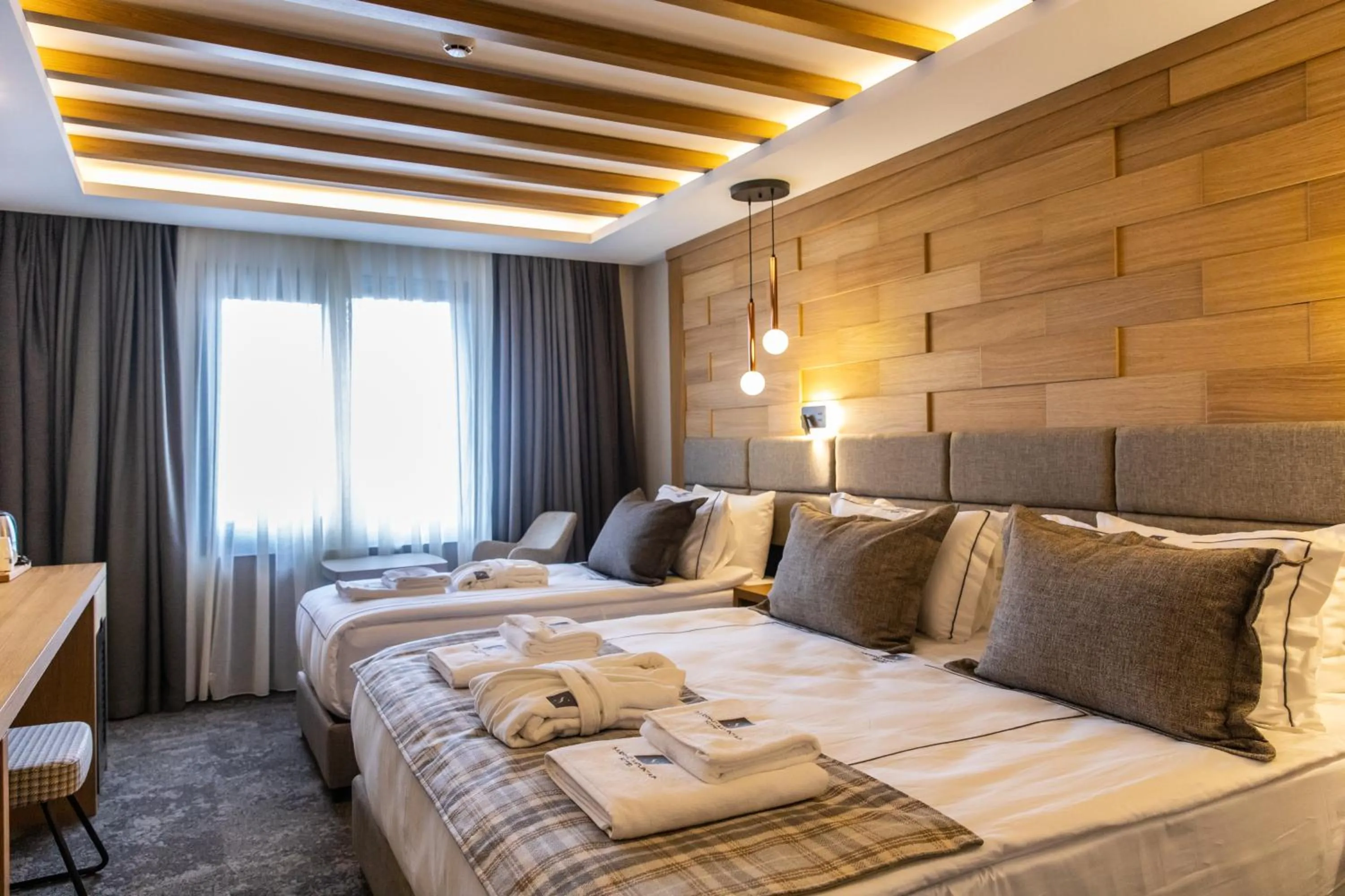 Photo of the whole room, Bed in SARPİNO MOUNTAİN HOTEL