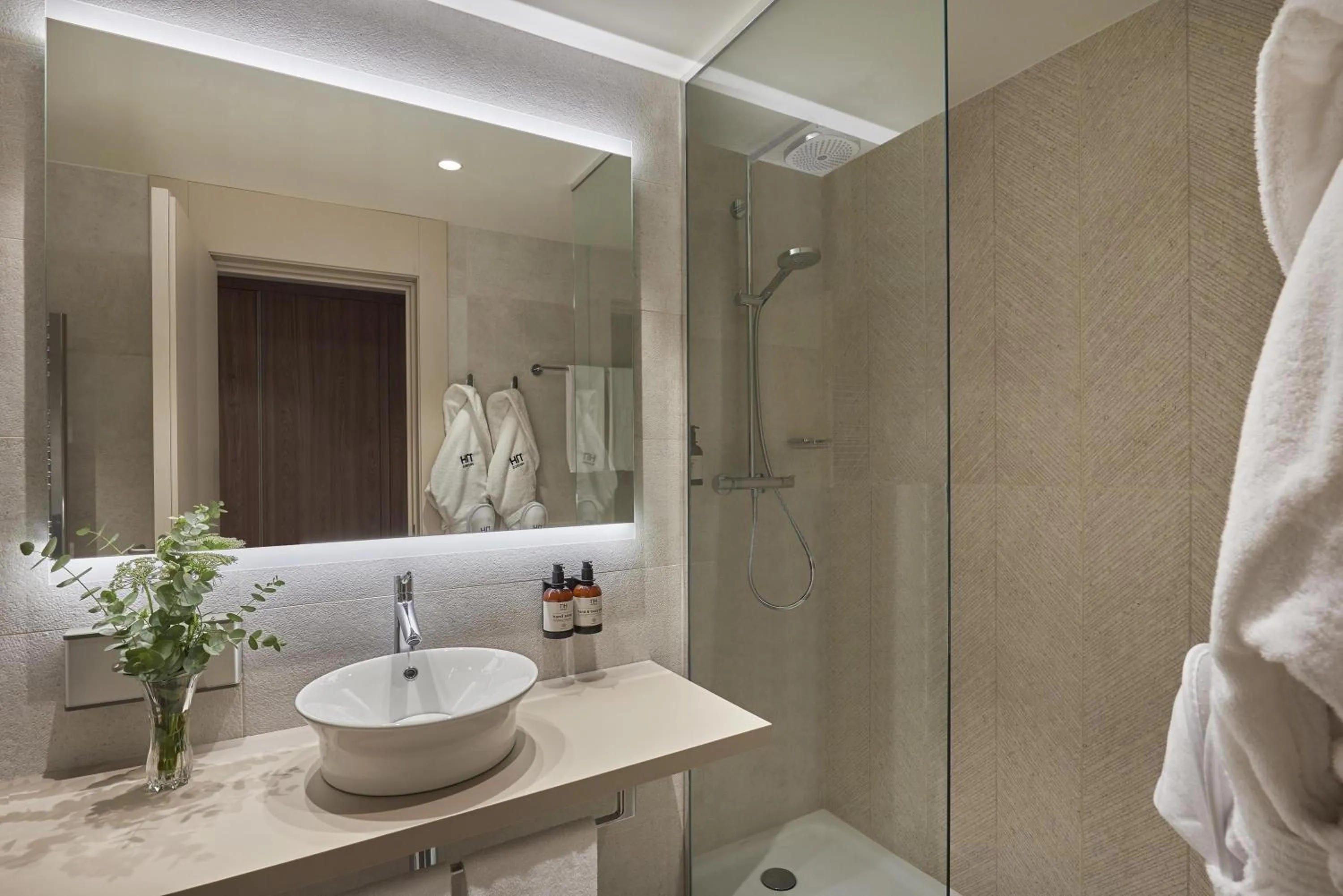 Bathroom in NH Alicante