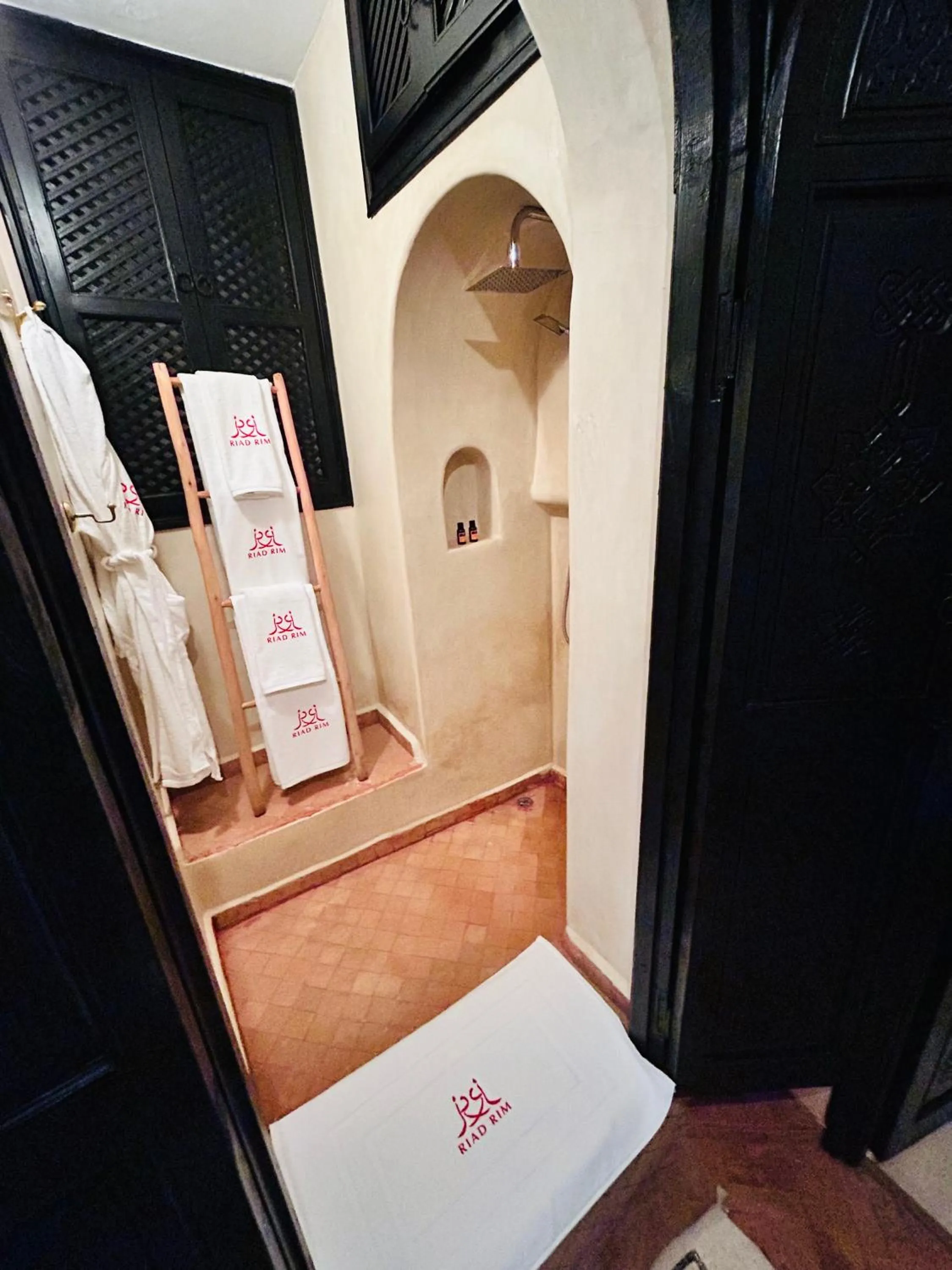 Shower, Bed in Riad RIM