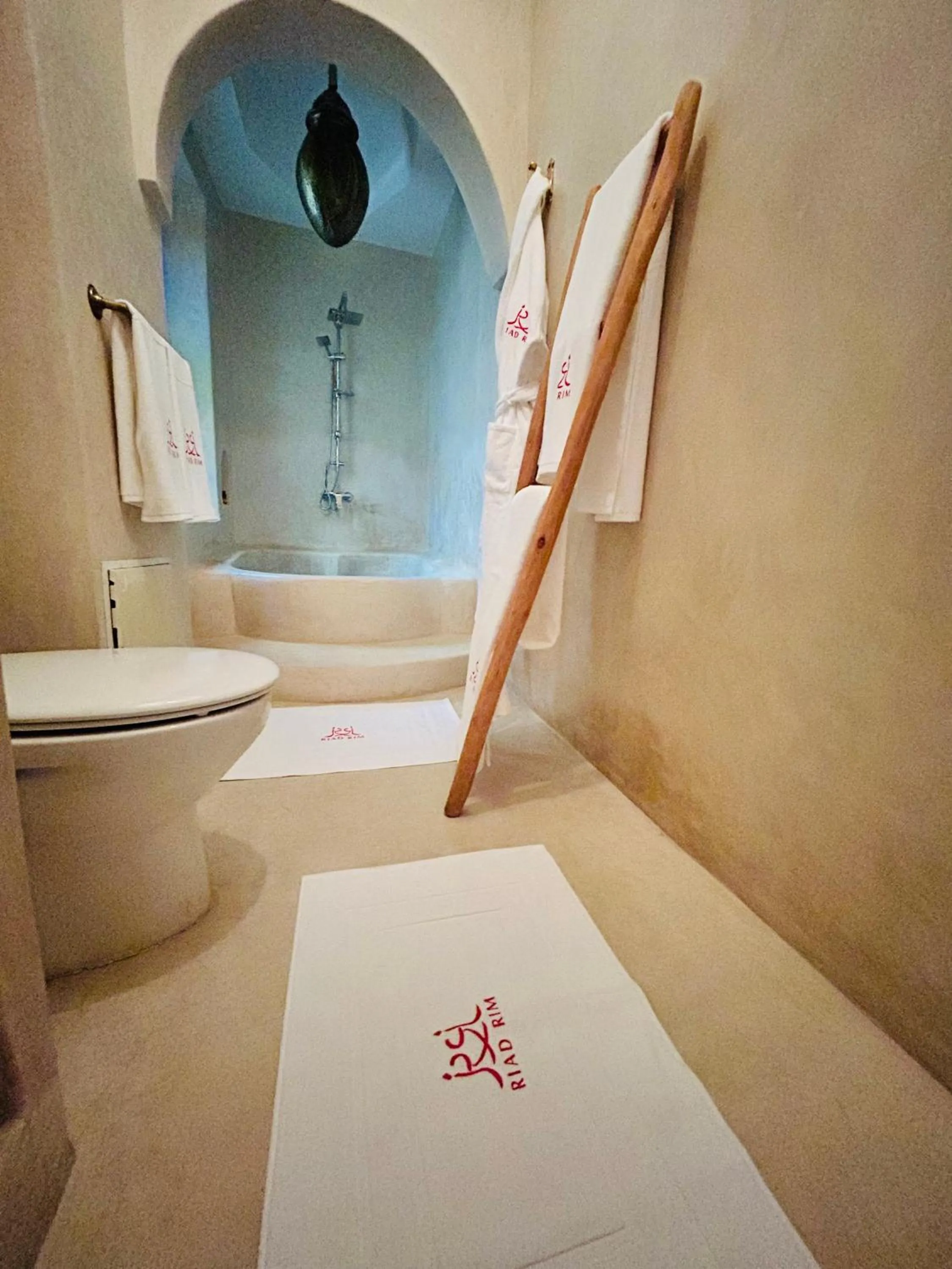 Shower in Riad RIM