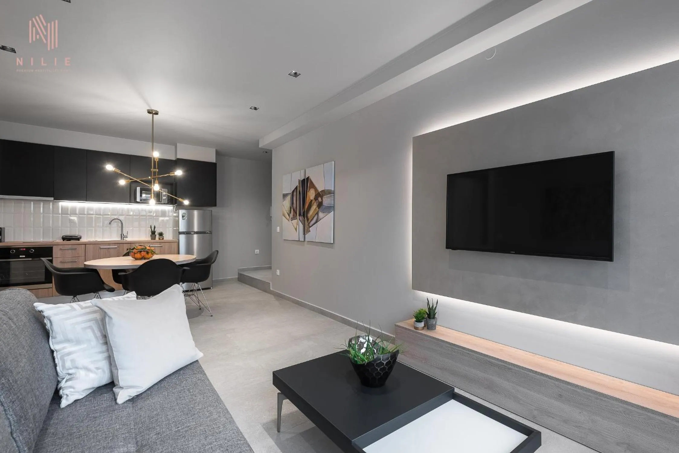 TV and multimedia in Big Apple, Nilie Hospitality MGMT