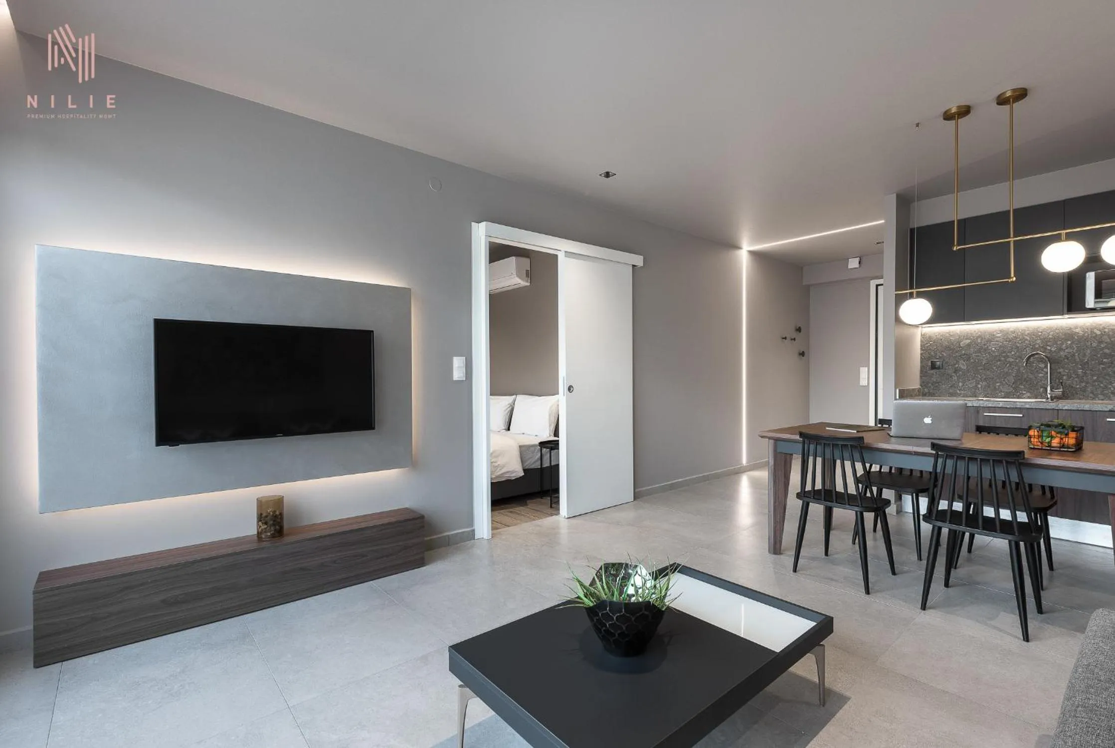 Kitchen or kitchenette in Big Apple, Nilie Hospitality MGMT