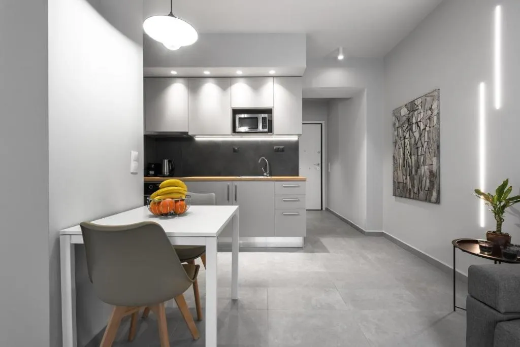 Kitchen or kitchenette in Big Apple, Nilie Hospitality MGMT