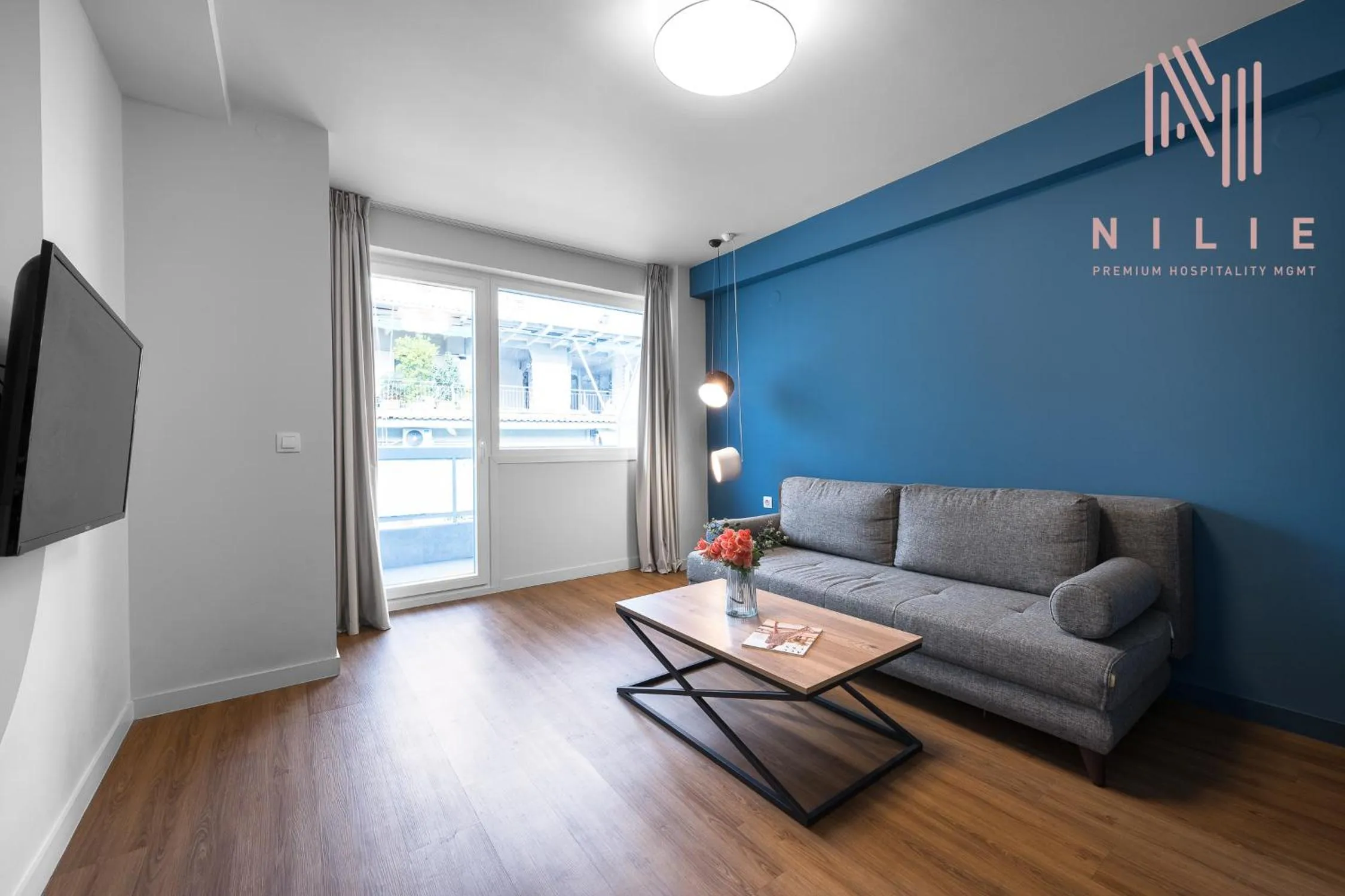 TV and multimedia in Big Apple, Nilie Hospitality MGMT